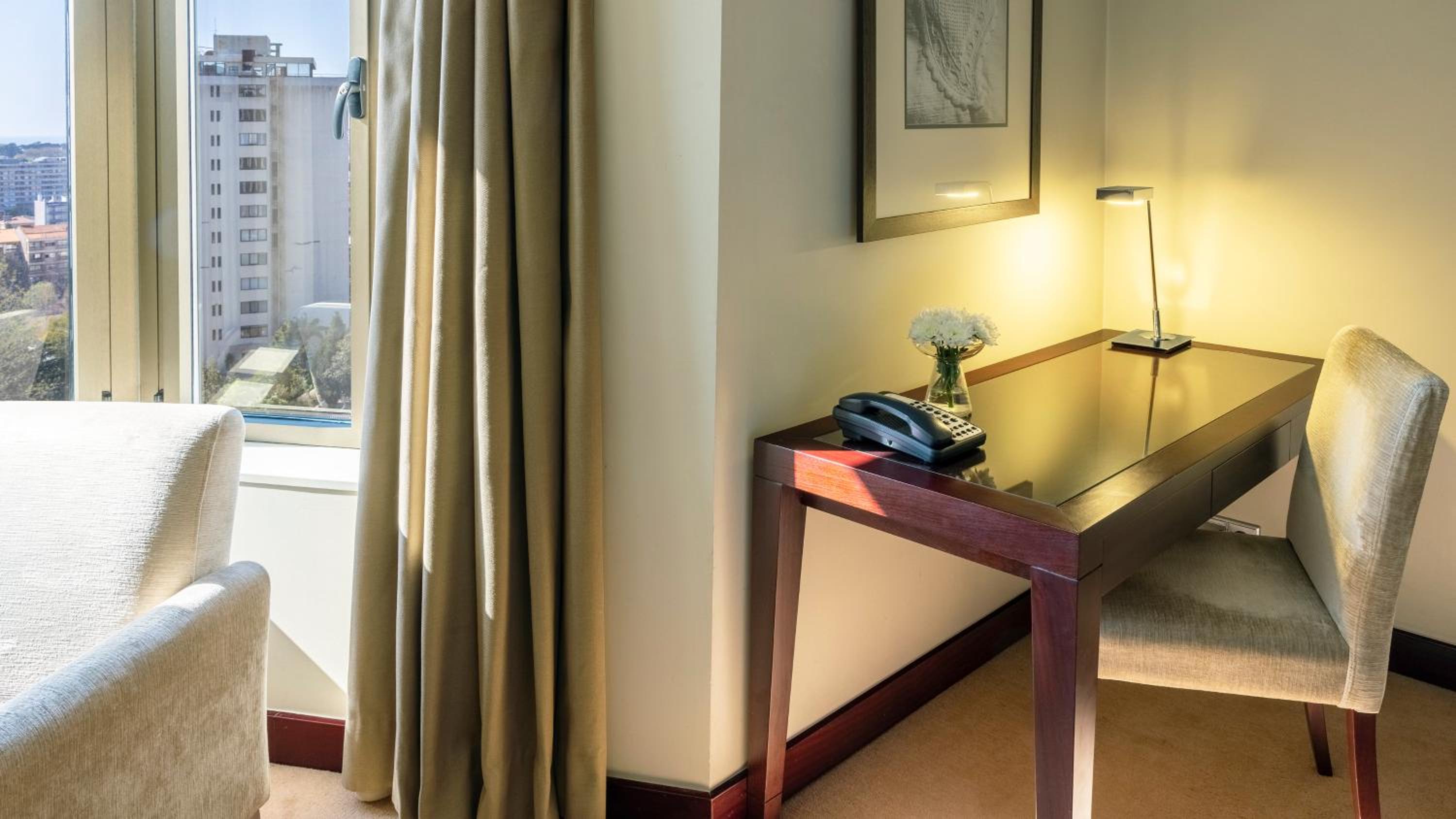 Premium Twin Room with Lounge Access