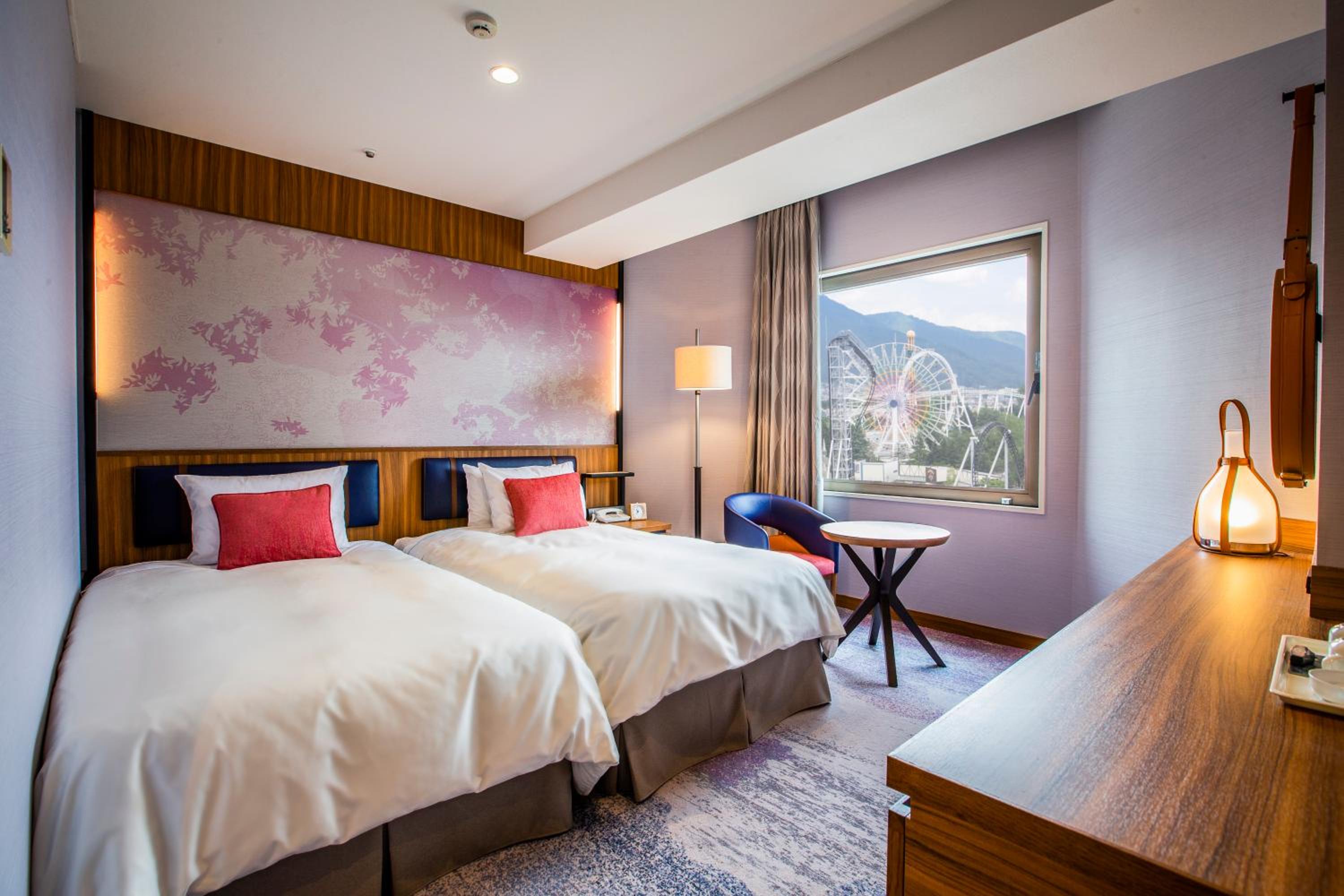 Twin Room with Park View