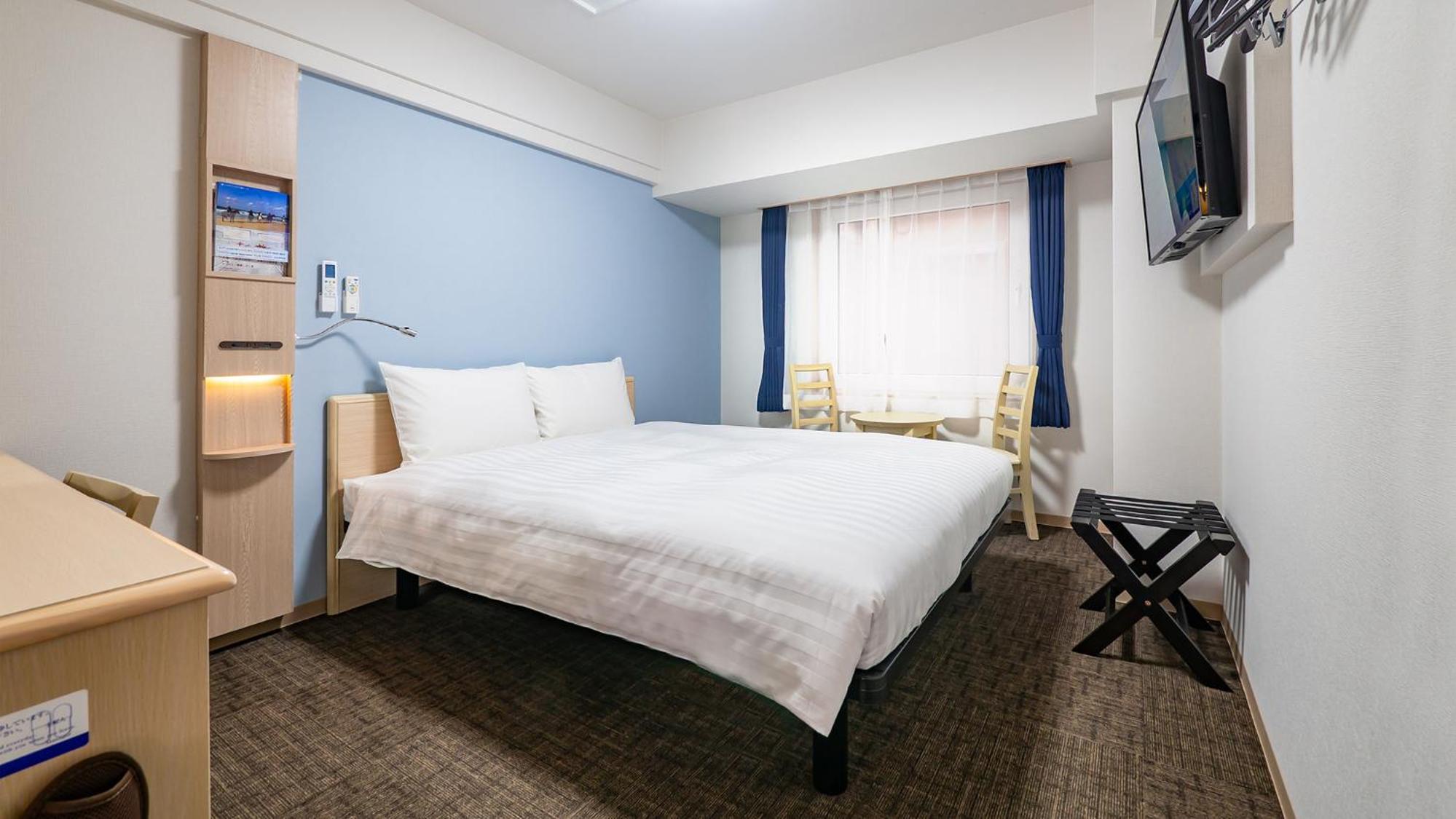 Queen Room - Non-Smoking 