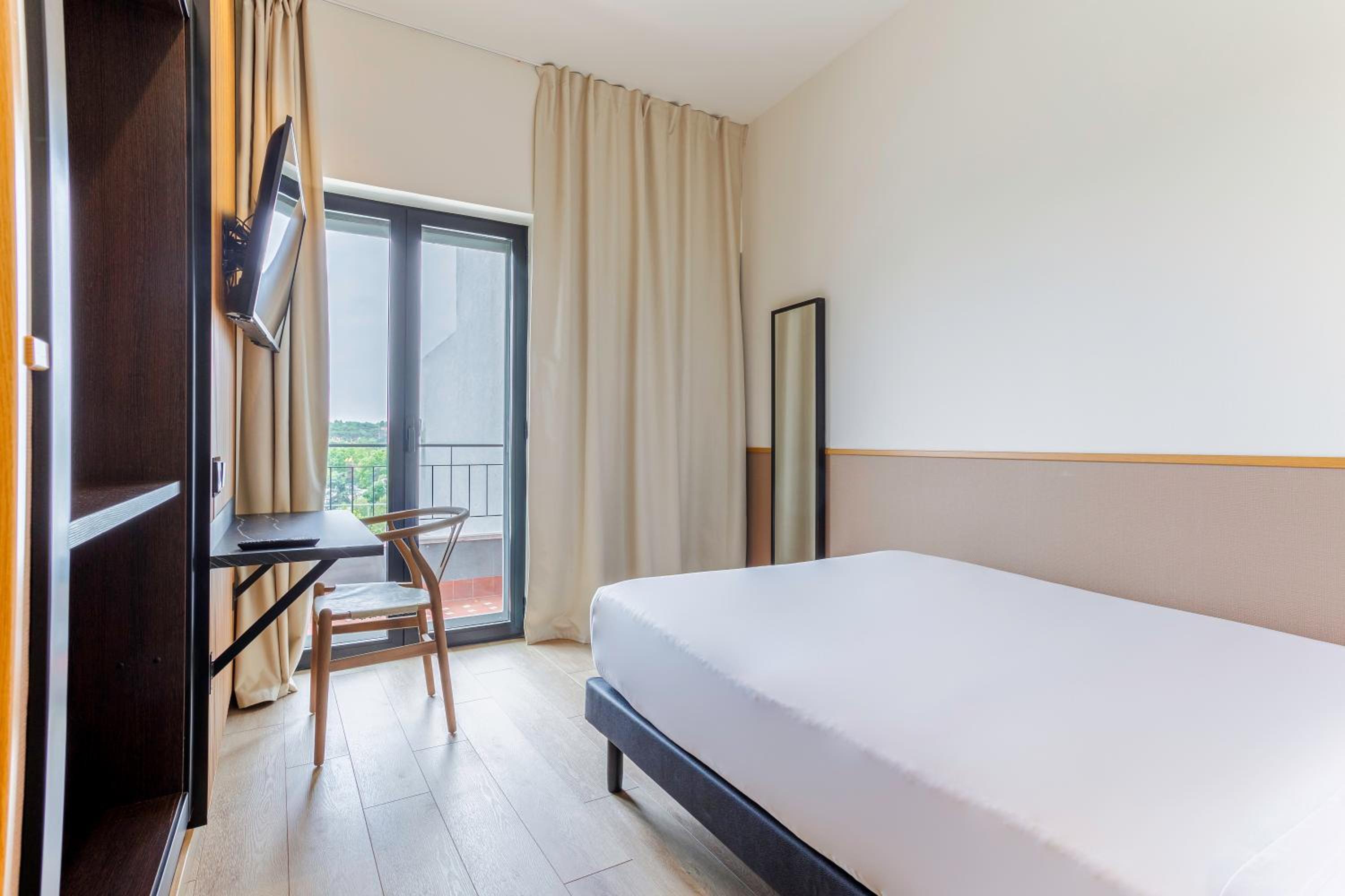 Small Double Room