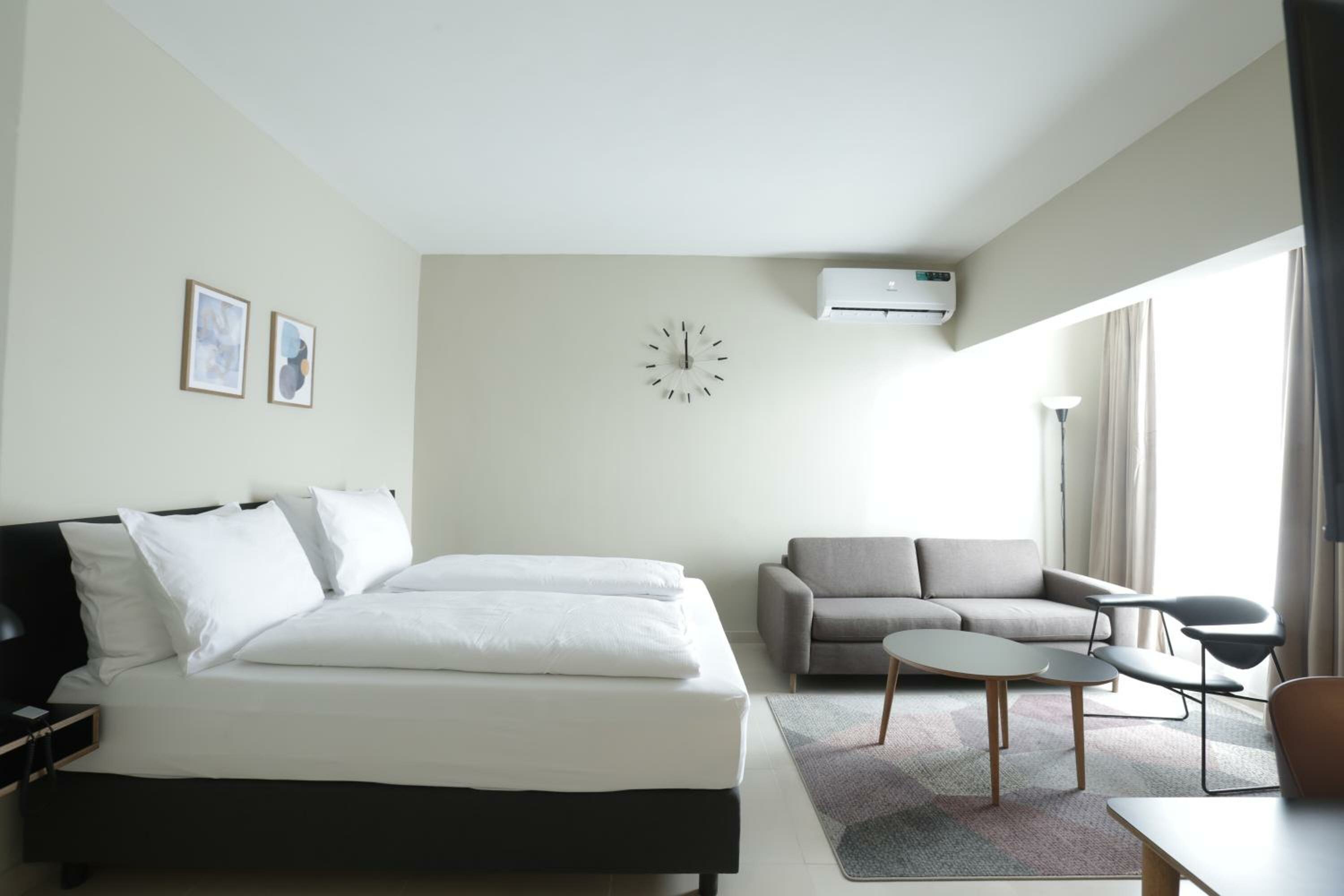 Executive Room