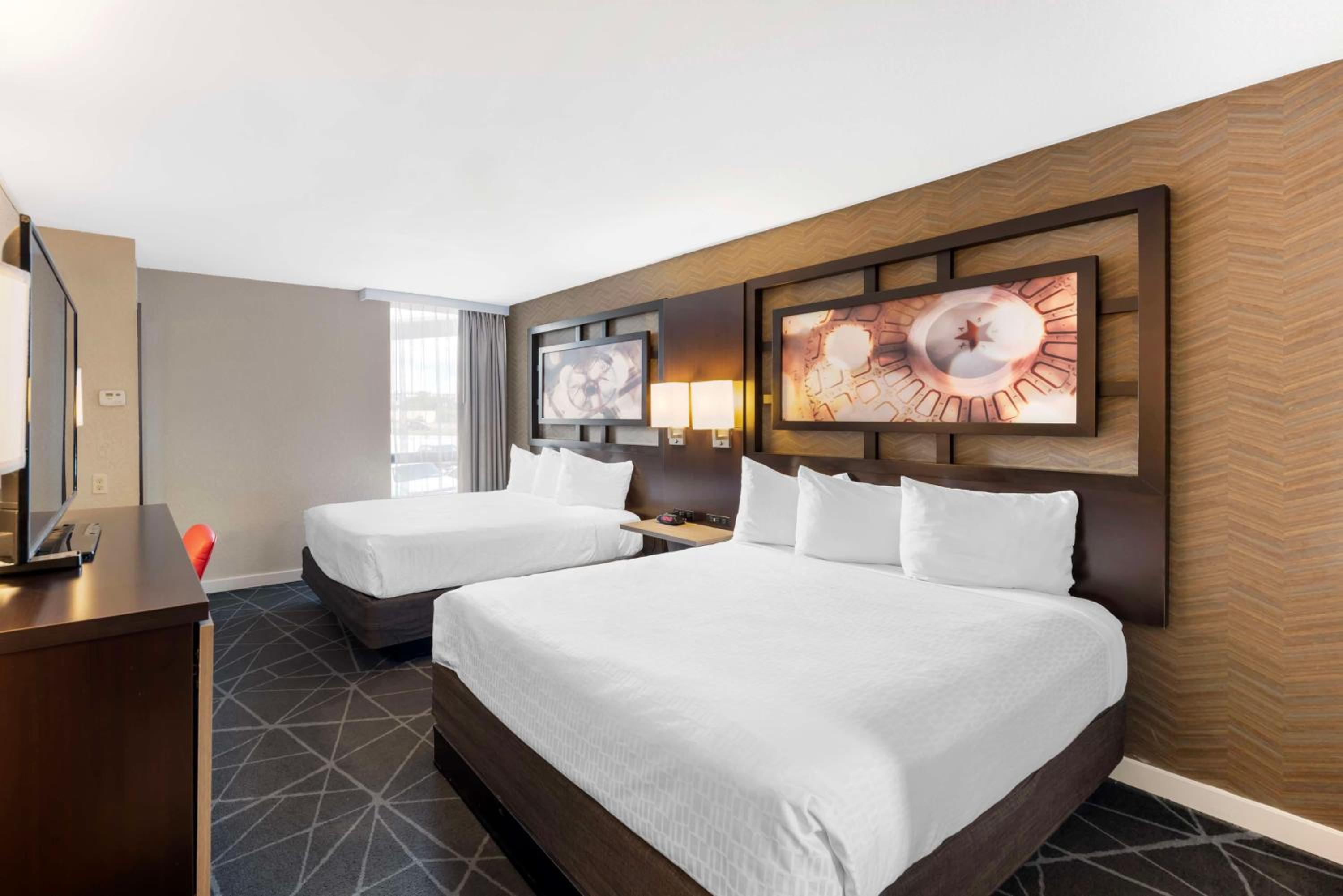 Queen Room with Two Queen Beds - Non-Smoking