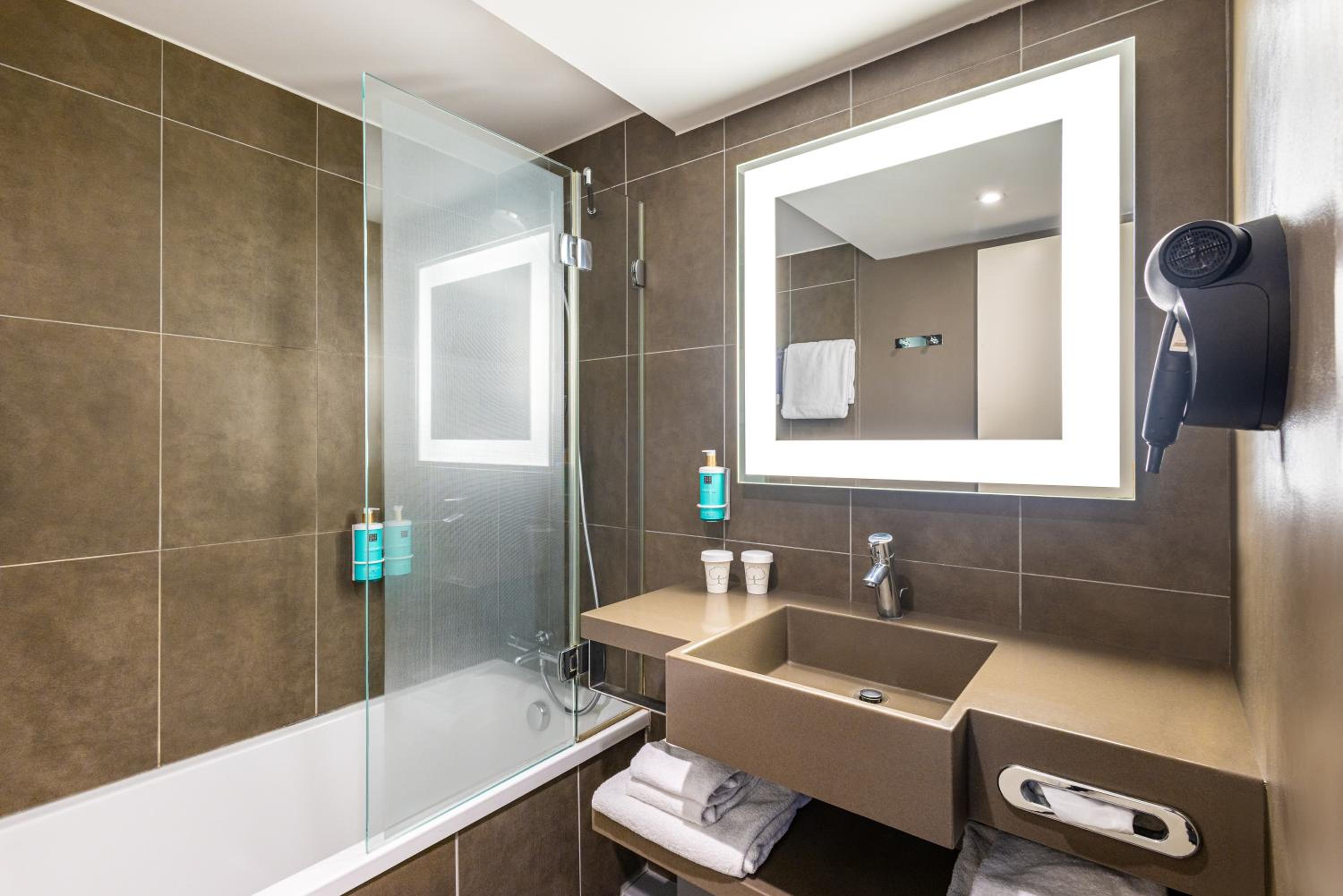 Classic Double Room with Sofa