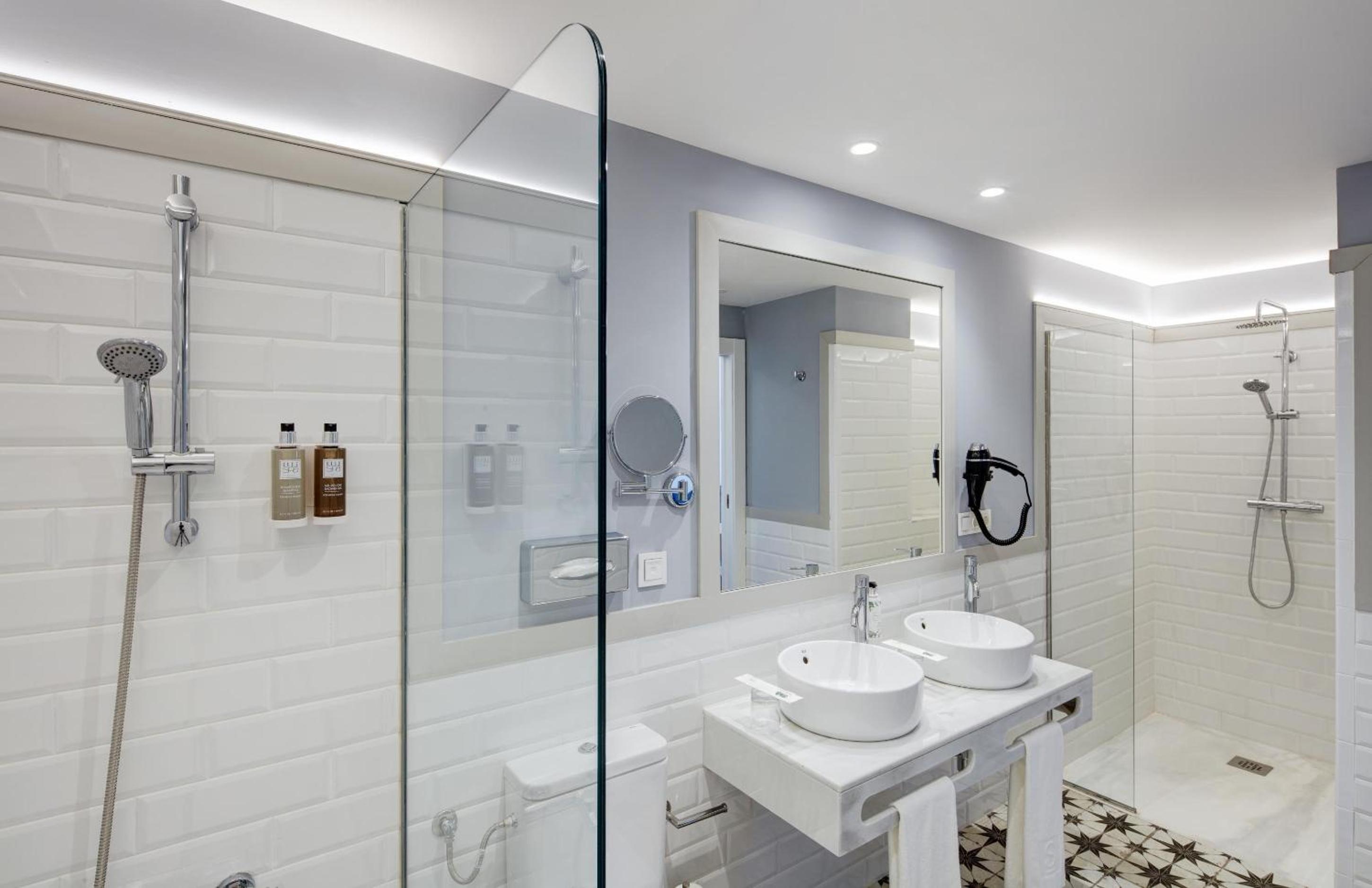 Studio with Sofa Bed