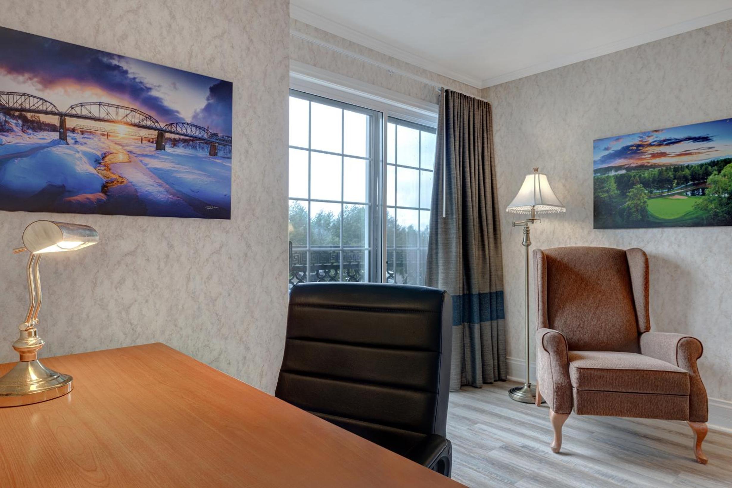 King Room - Upper Floor - Non-Smoking