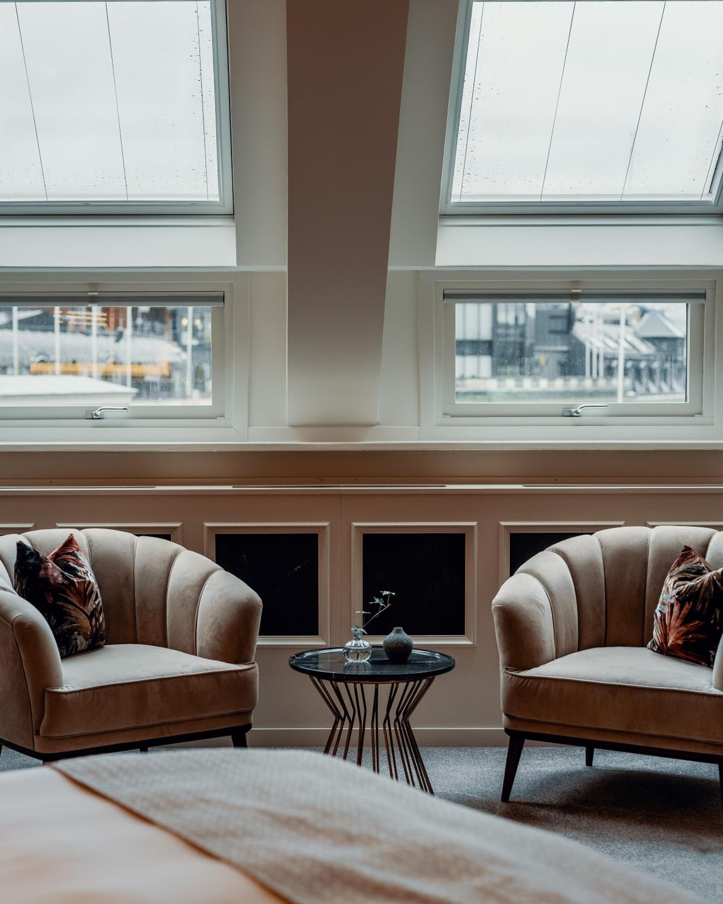 Graceful Deluxe Signature