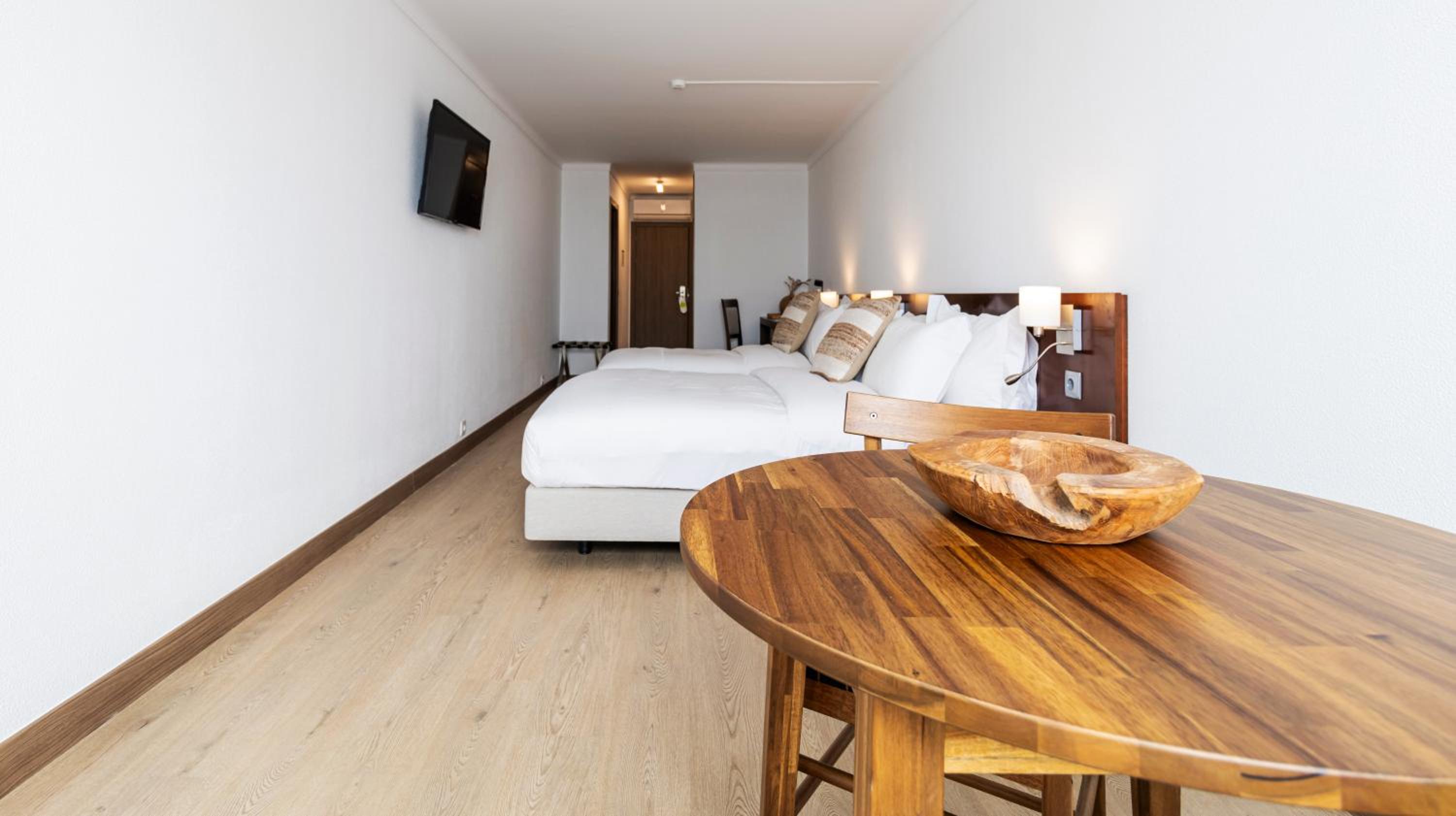 Standard Triple Room with Sea View