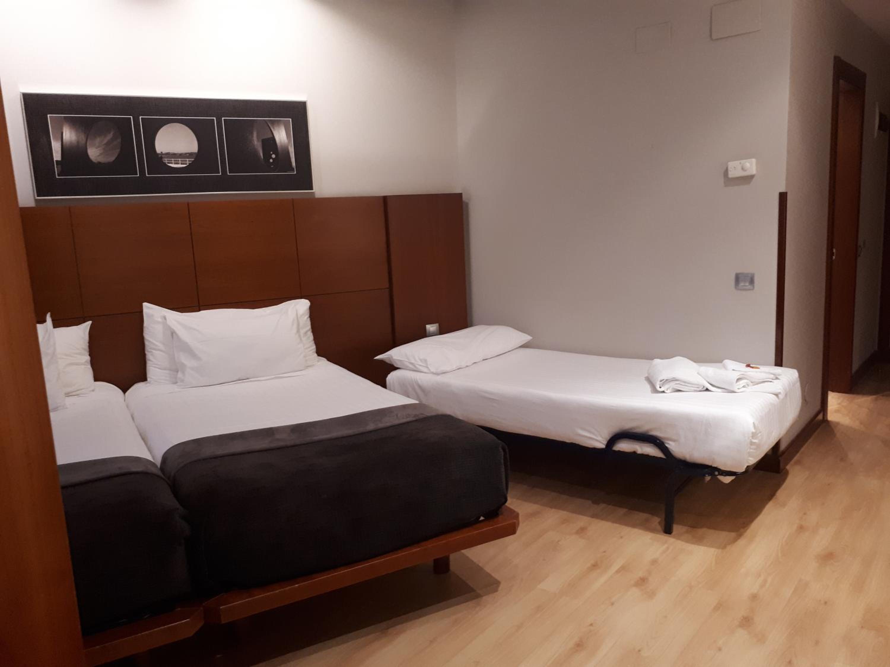 Twin Room with Extra Bed (2 Adults + 1 Child)