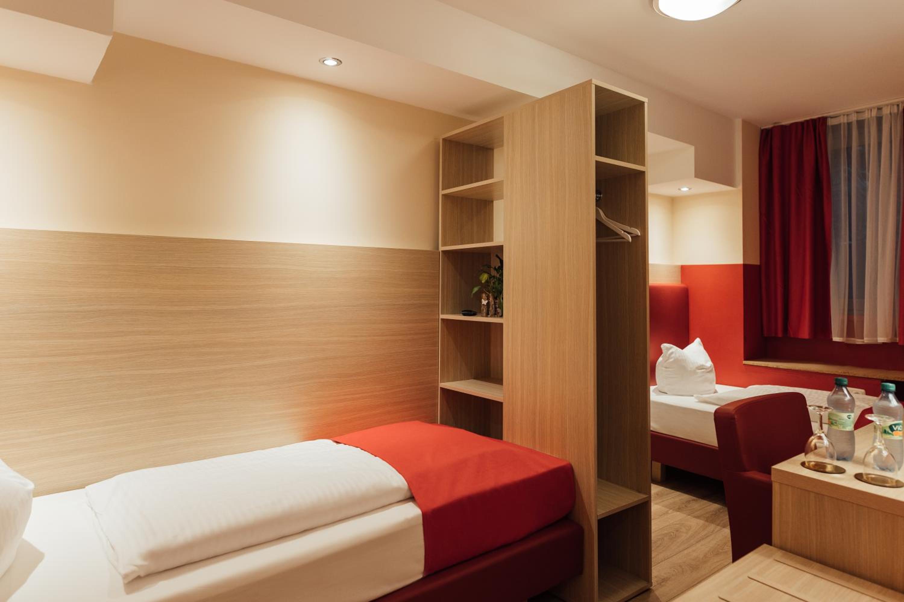 Economy Twin Room Souterrain