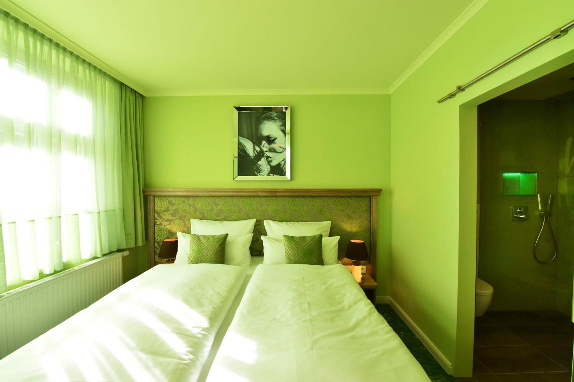 Large Double Room