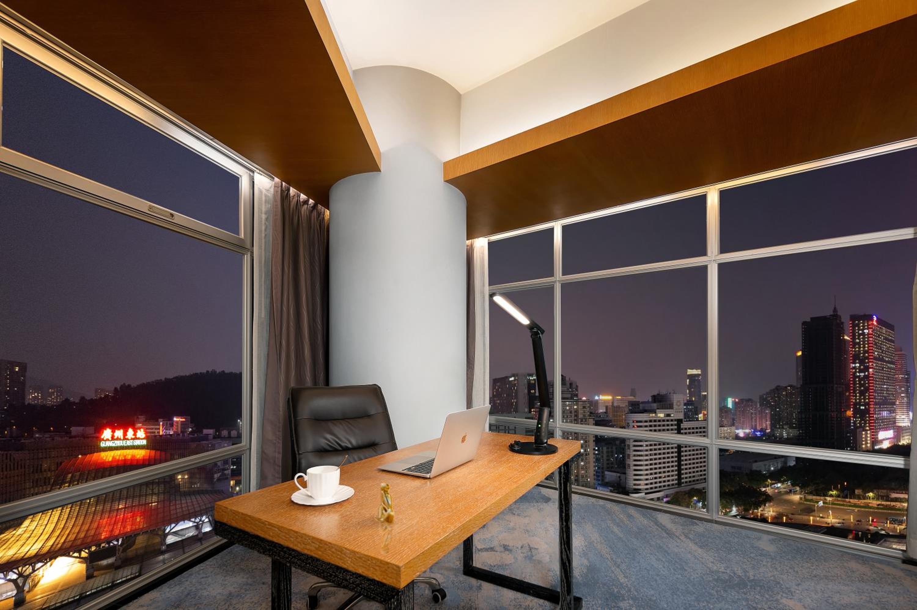 Business Deluxe Room