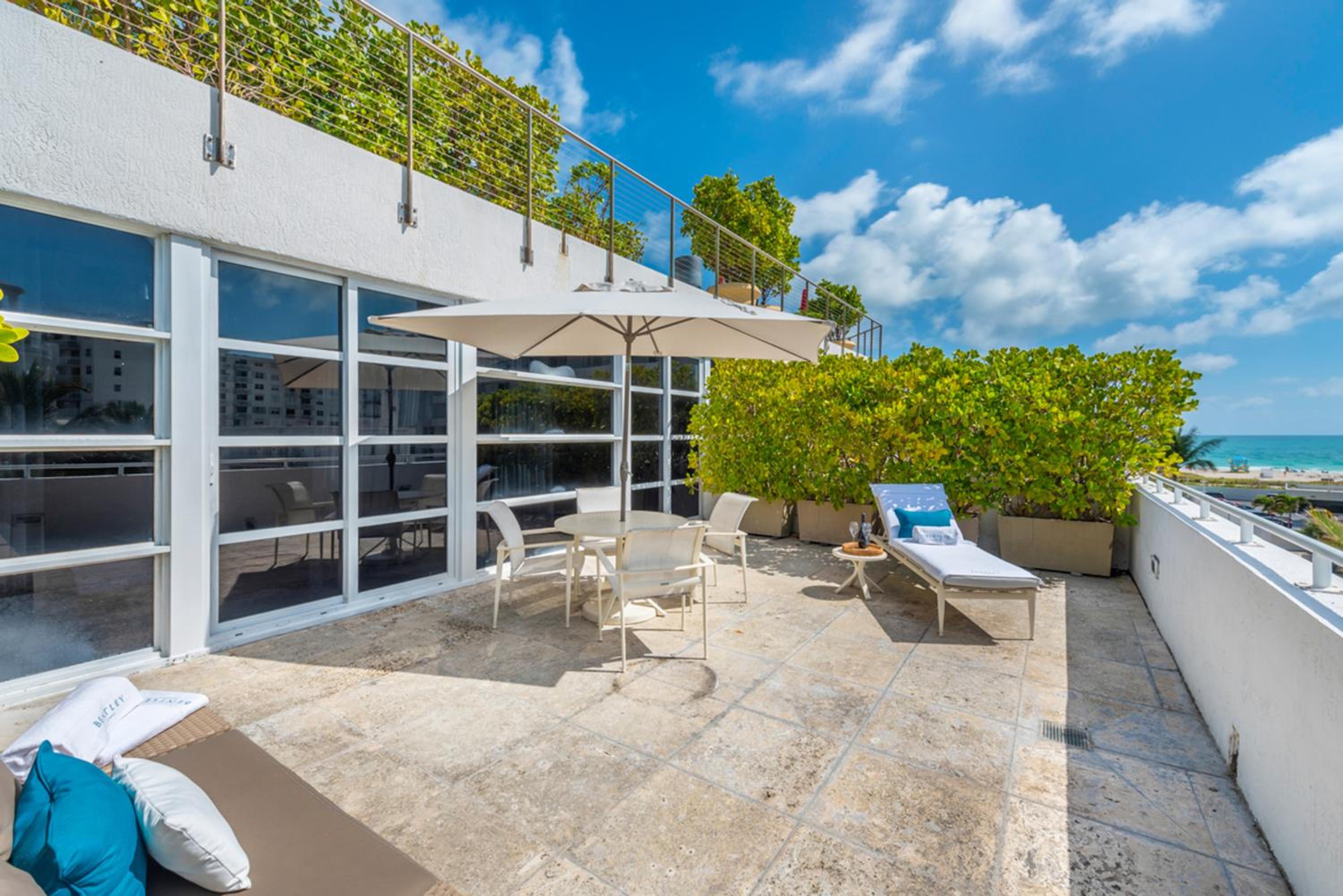 BENTLEY PENTHOUSE TWO BEDROOM
