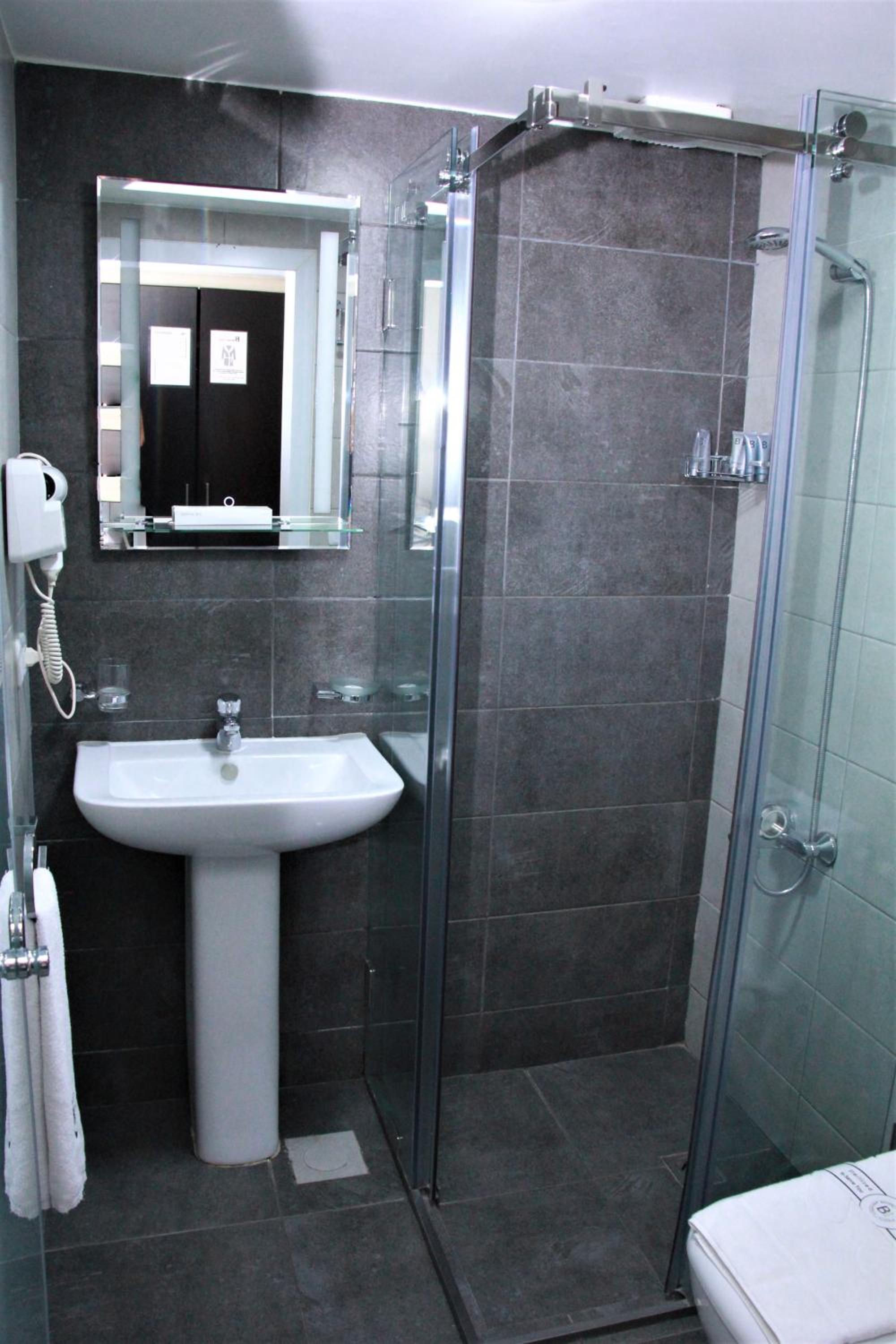 Deluxe Twin Room with Balcony