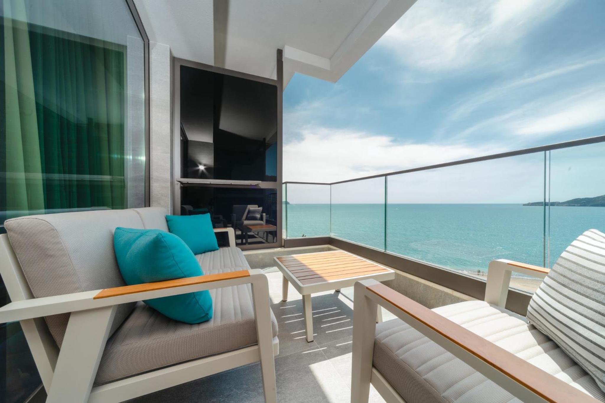 Premium Double Room with Terrace and Sea View