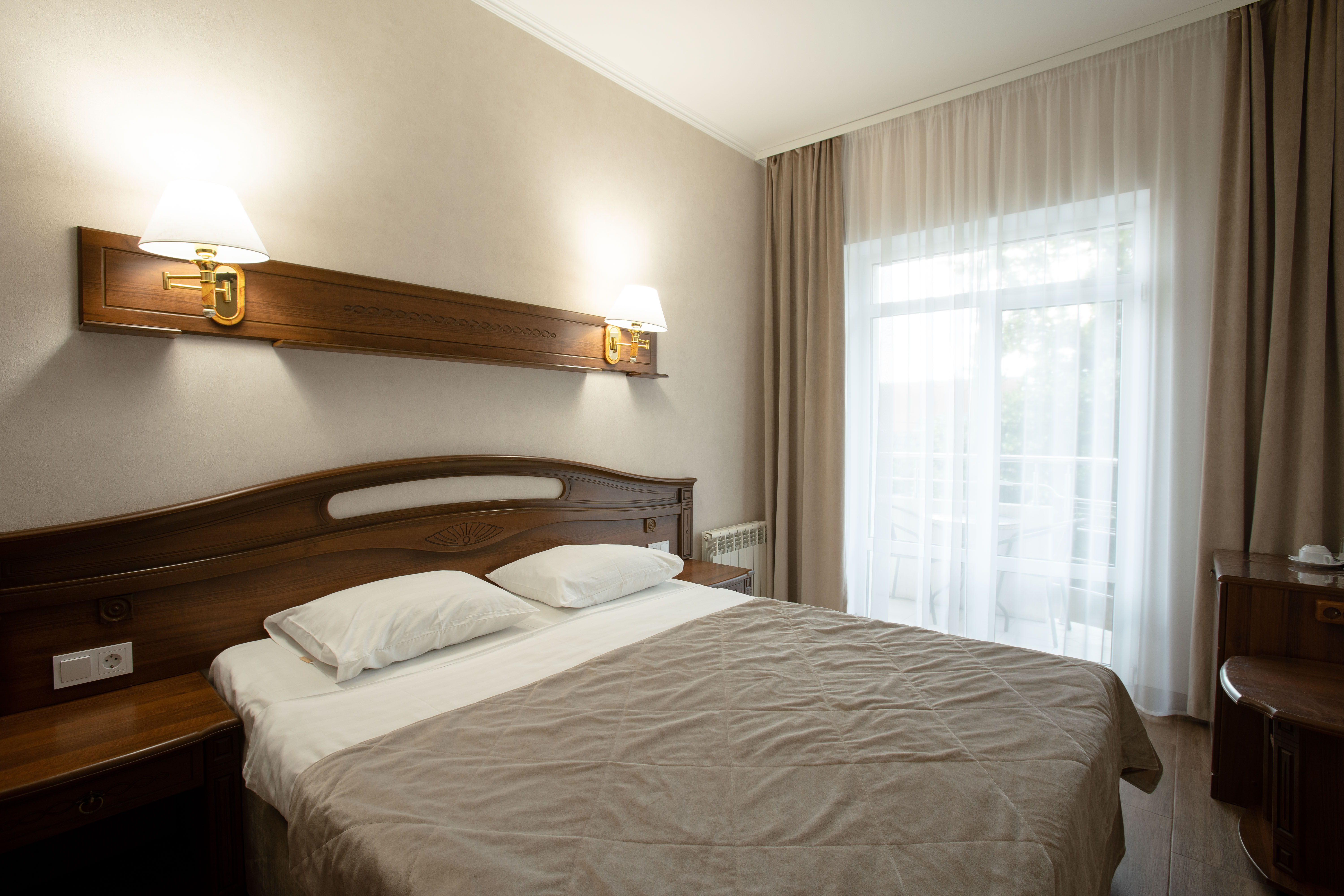 Улучшенный двухместный номер с балконом