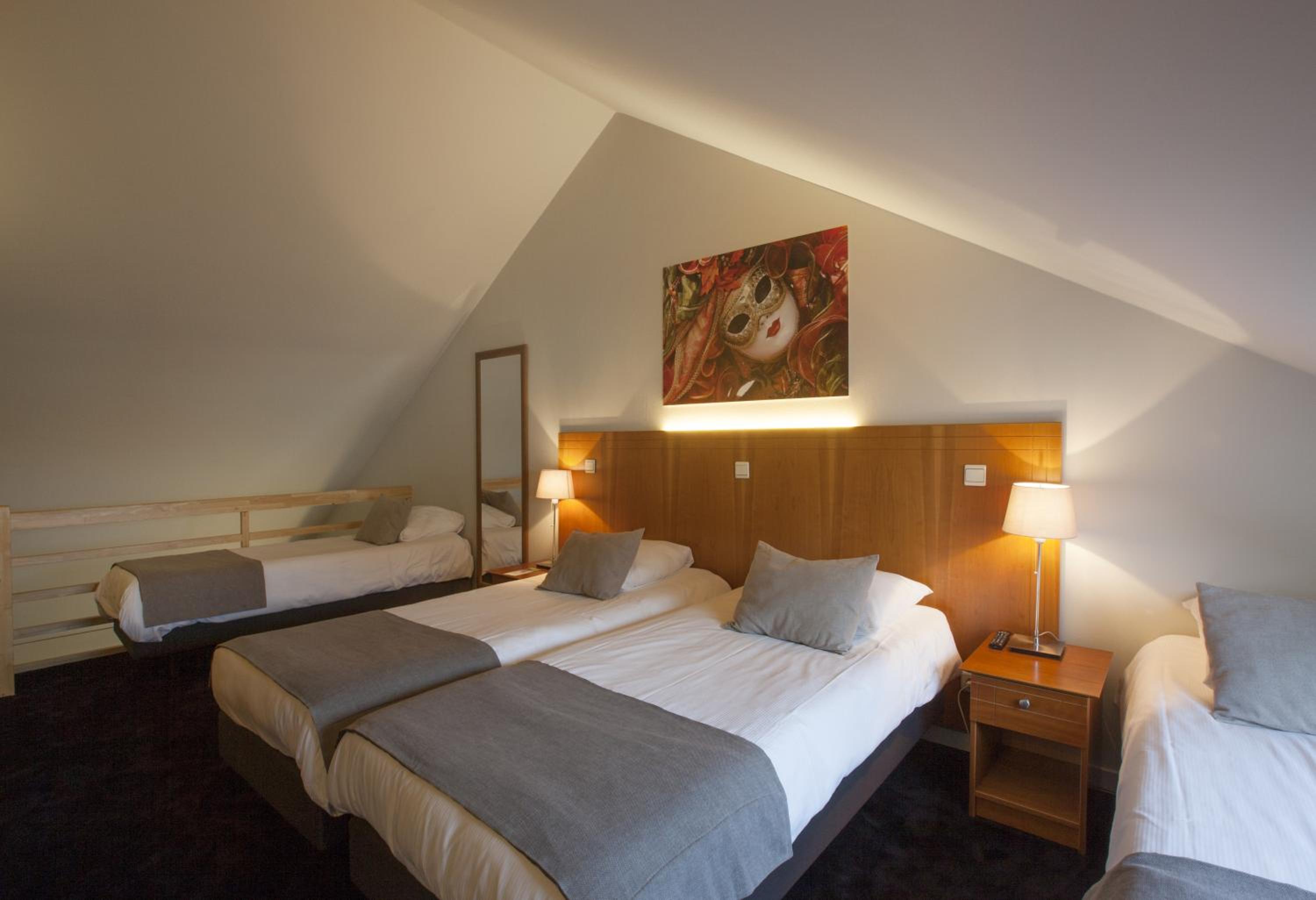 Duplex Apartment (4 Adults)