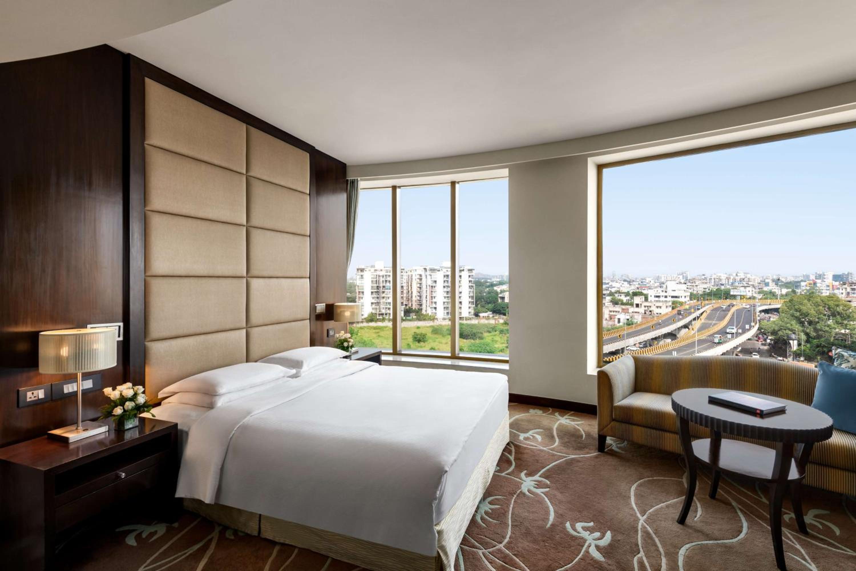 One-Bedroom King Suite with City View