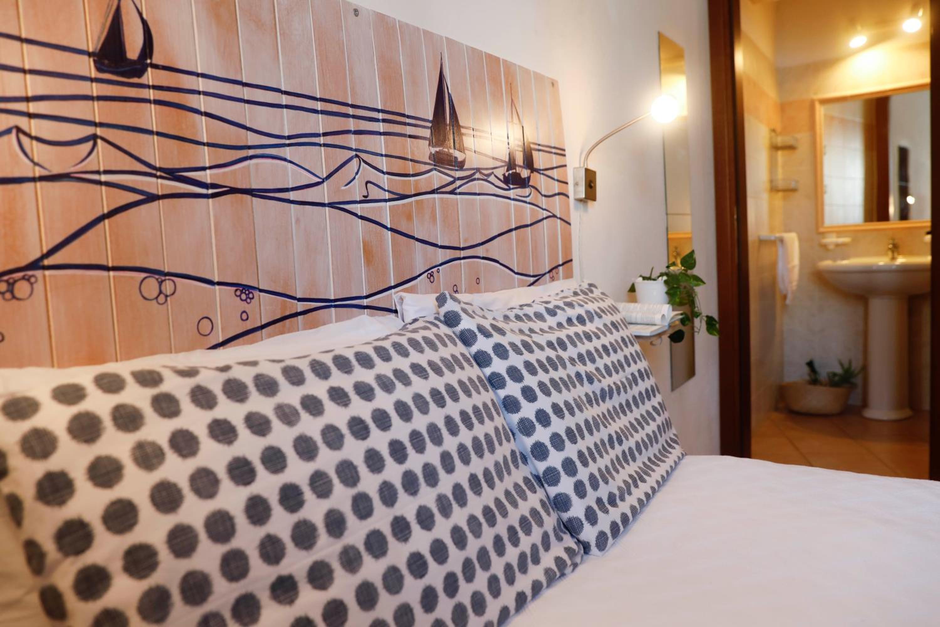 Basic One-Bedroom Apartment