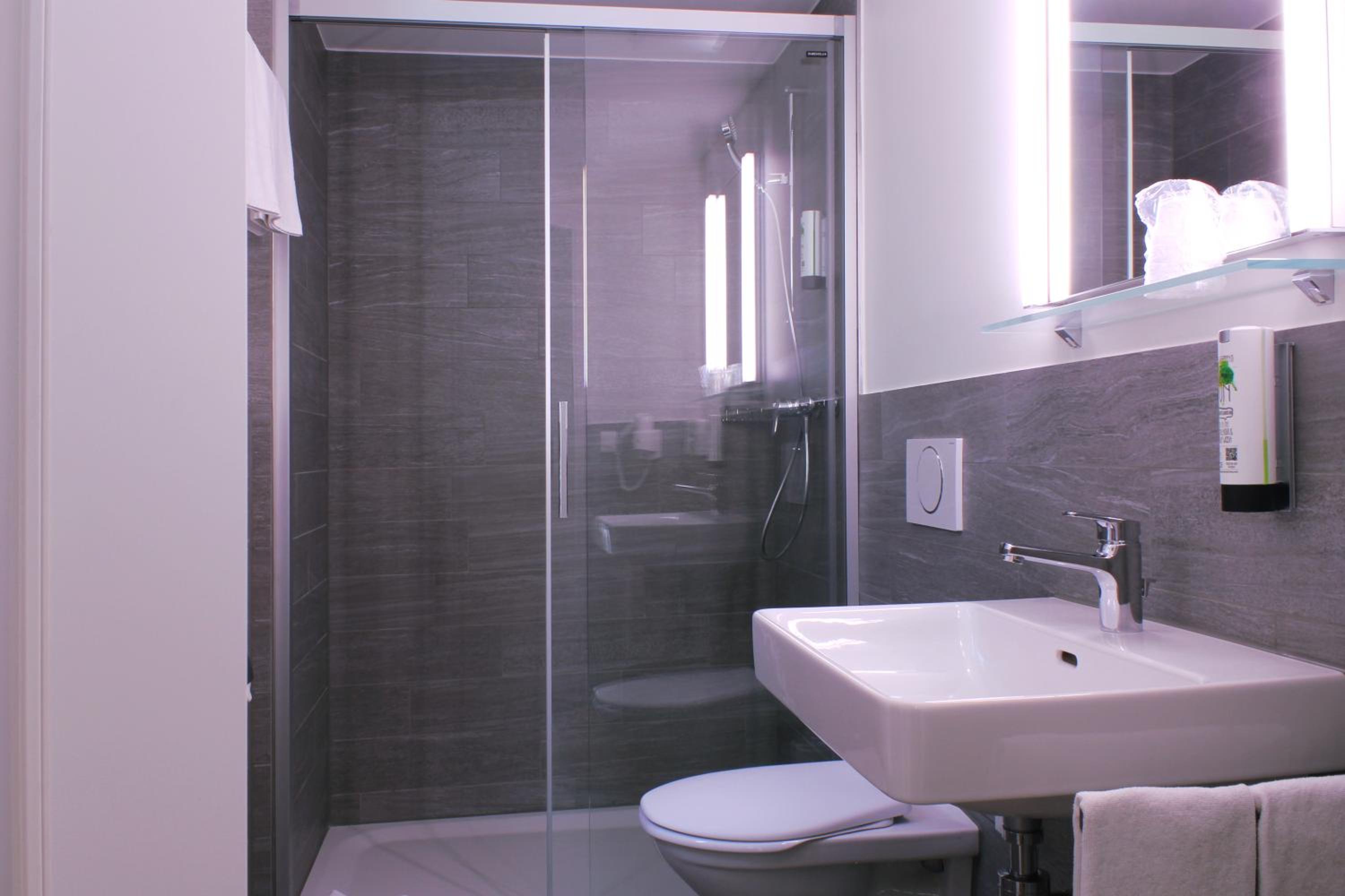 Superior Quadruple Room with Air Conditioning