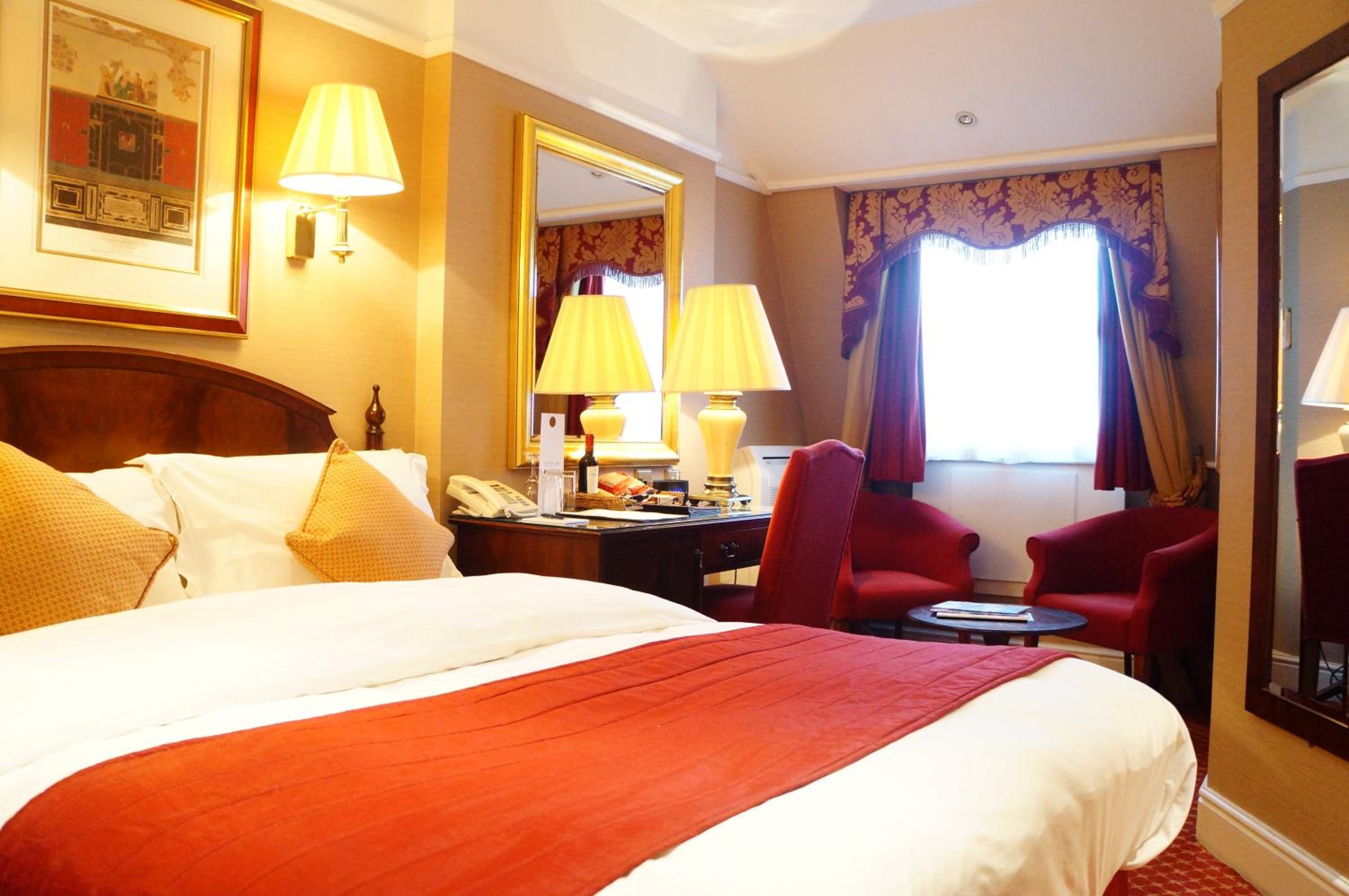 Club Double or Twin Room