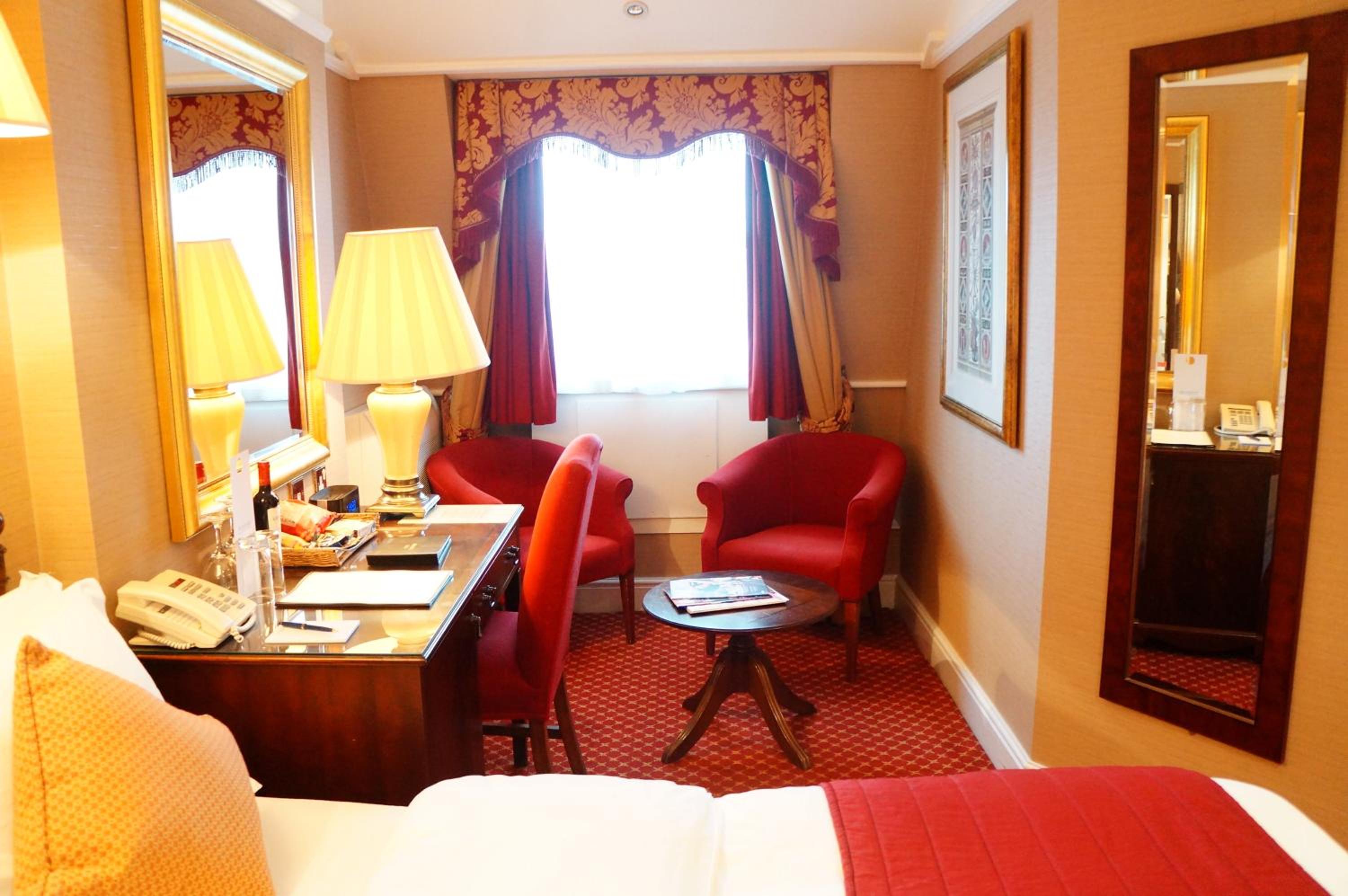 Club Double or Twin Room