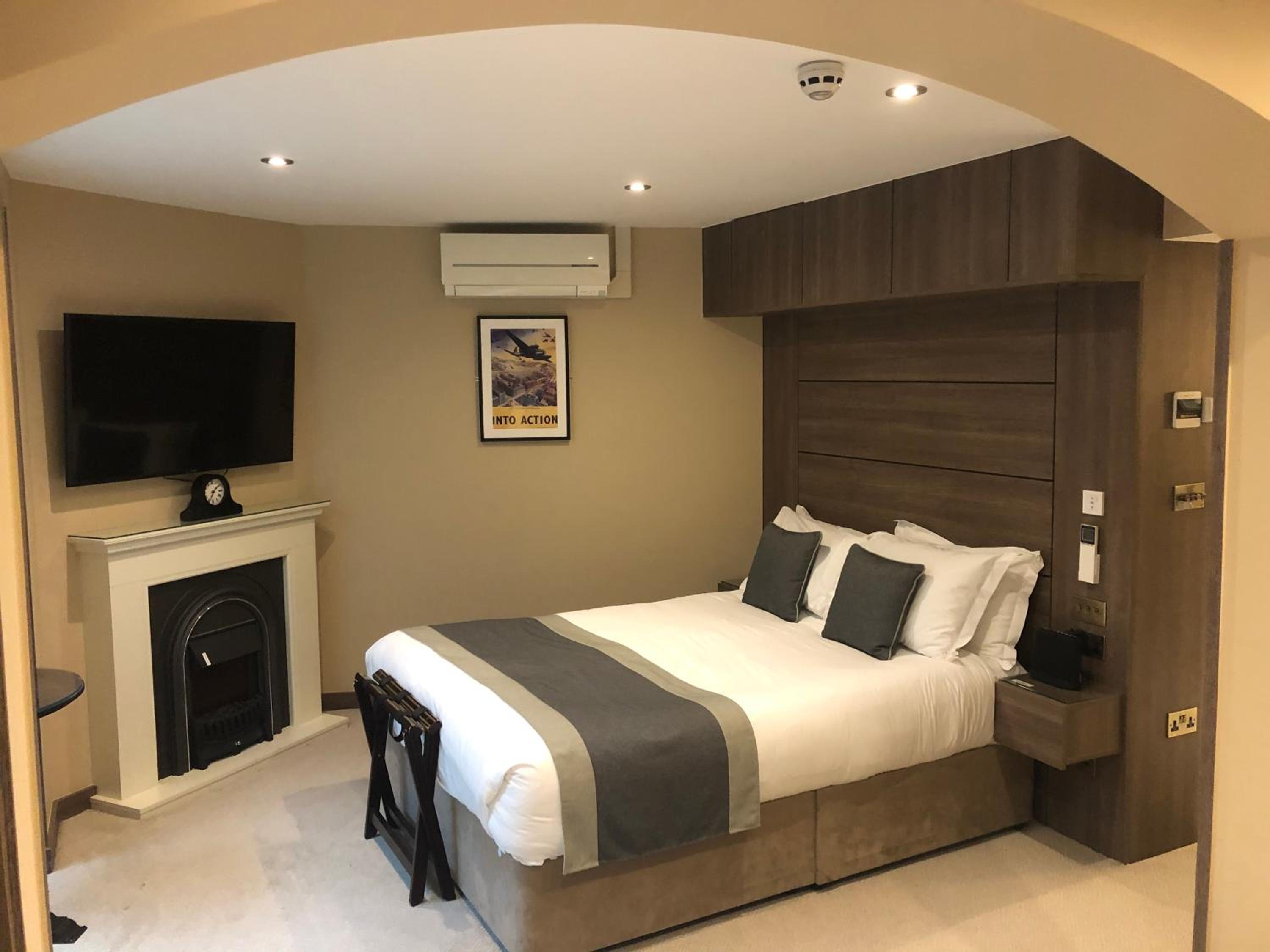 Studio with Sofa Bed