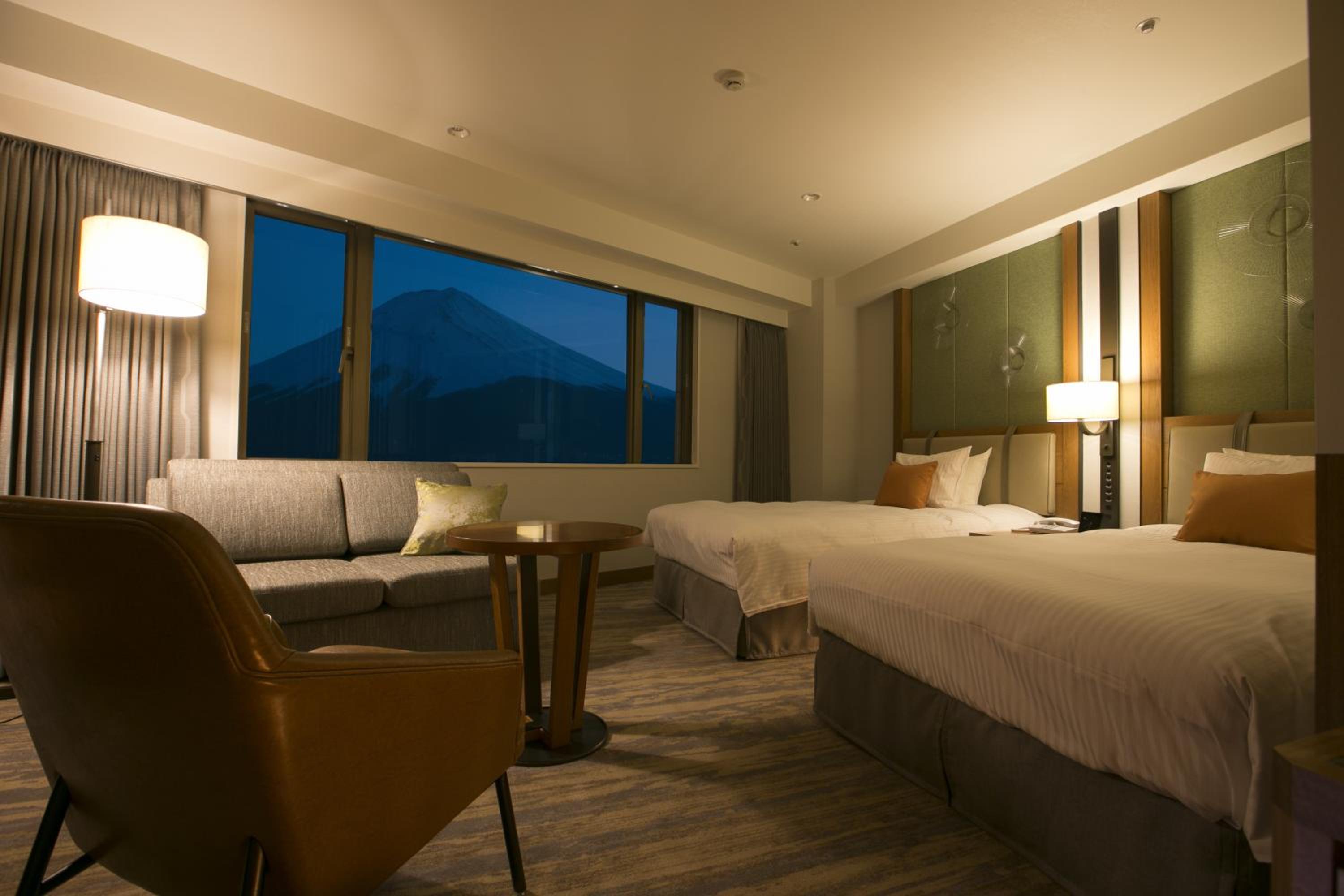 Deluxe Room on Higher Floor with Mt. Fuji View