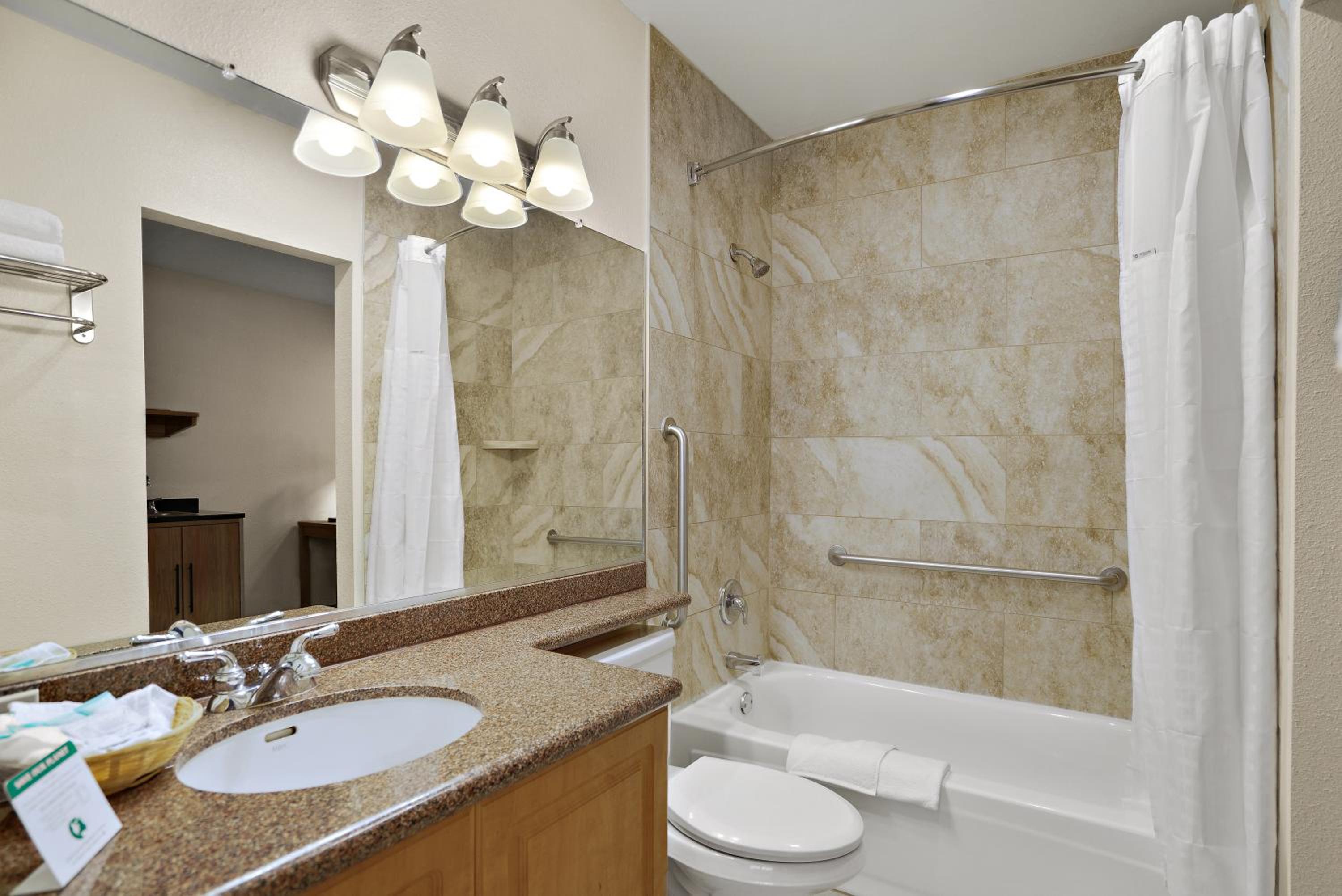 One Bedroom  King Suite - Non-Smoking