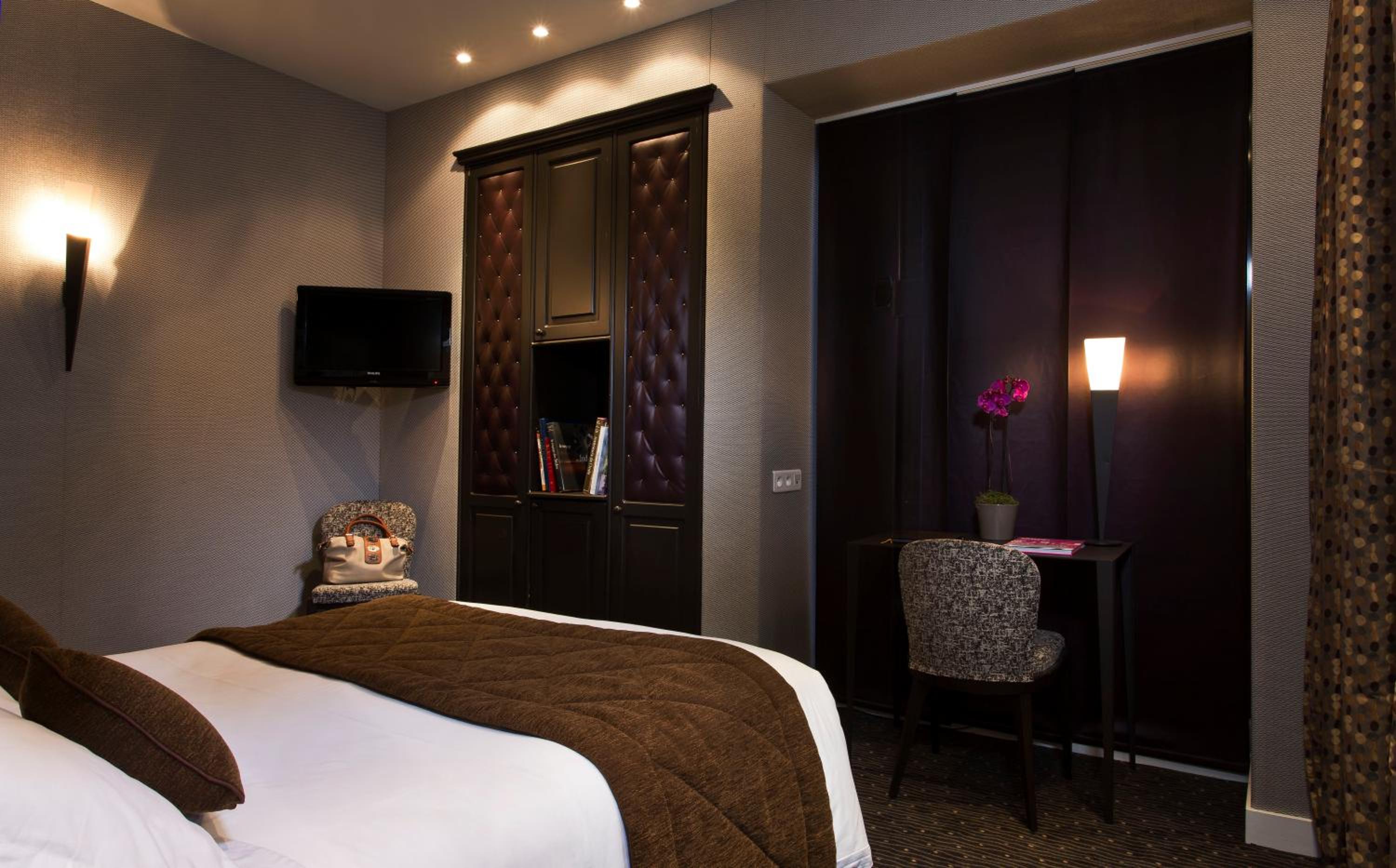 Club Double Room - Ground Floor 