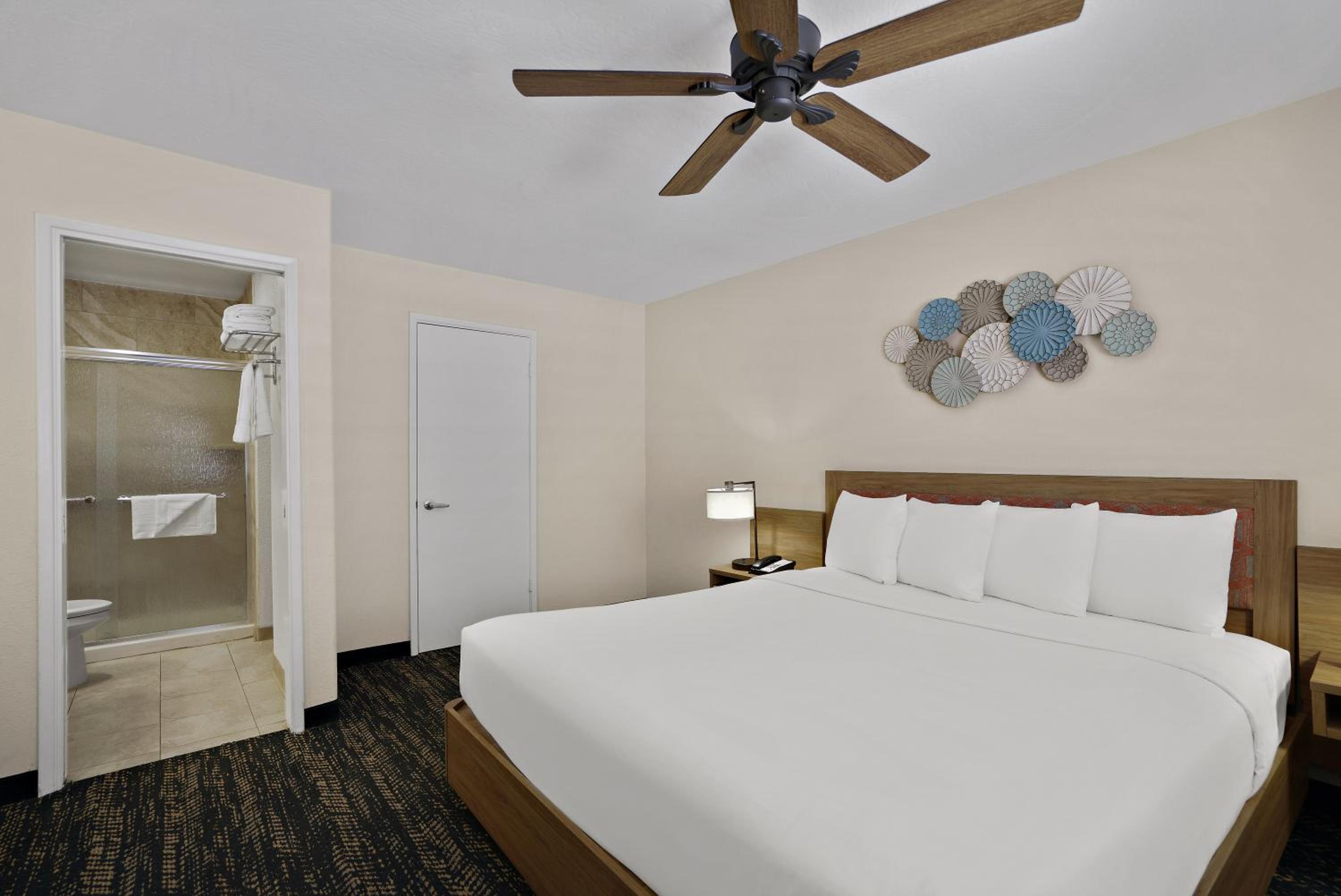 Superior King Suite -  Non-Smoking