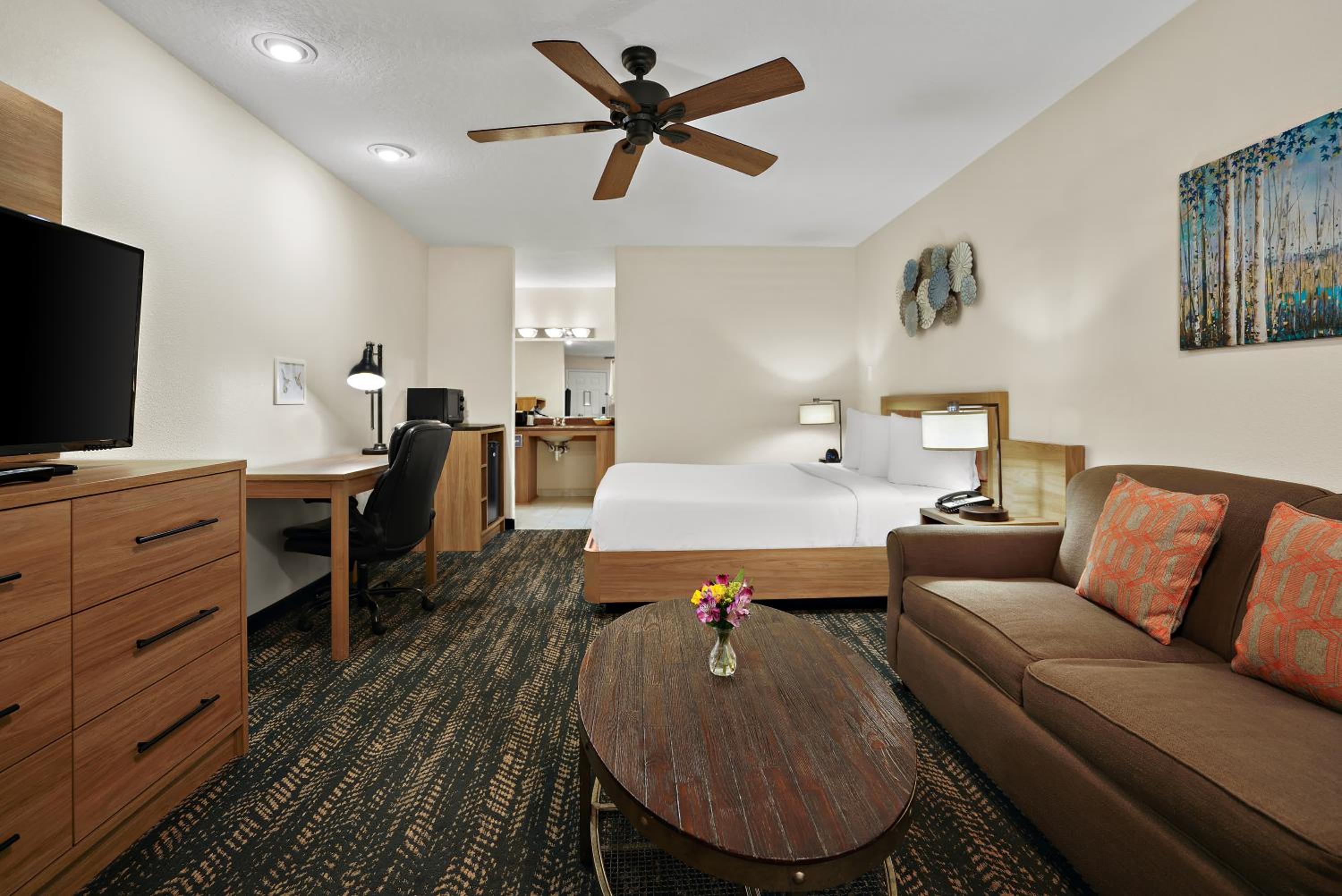 Superior King Room- Non Smoking