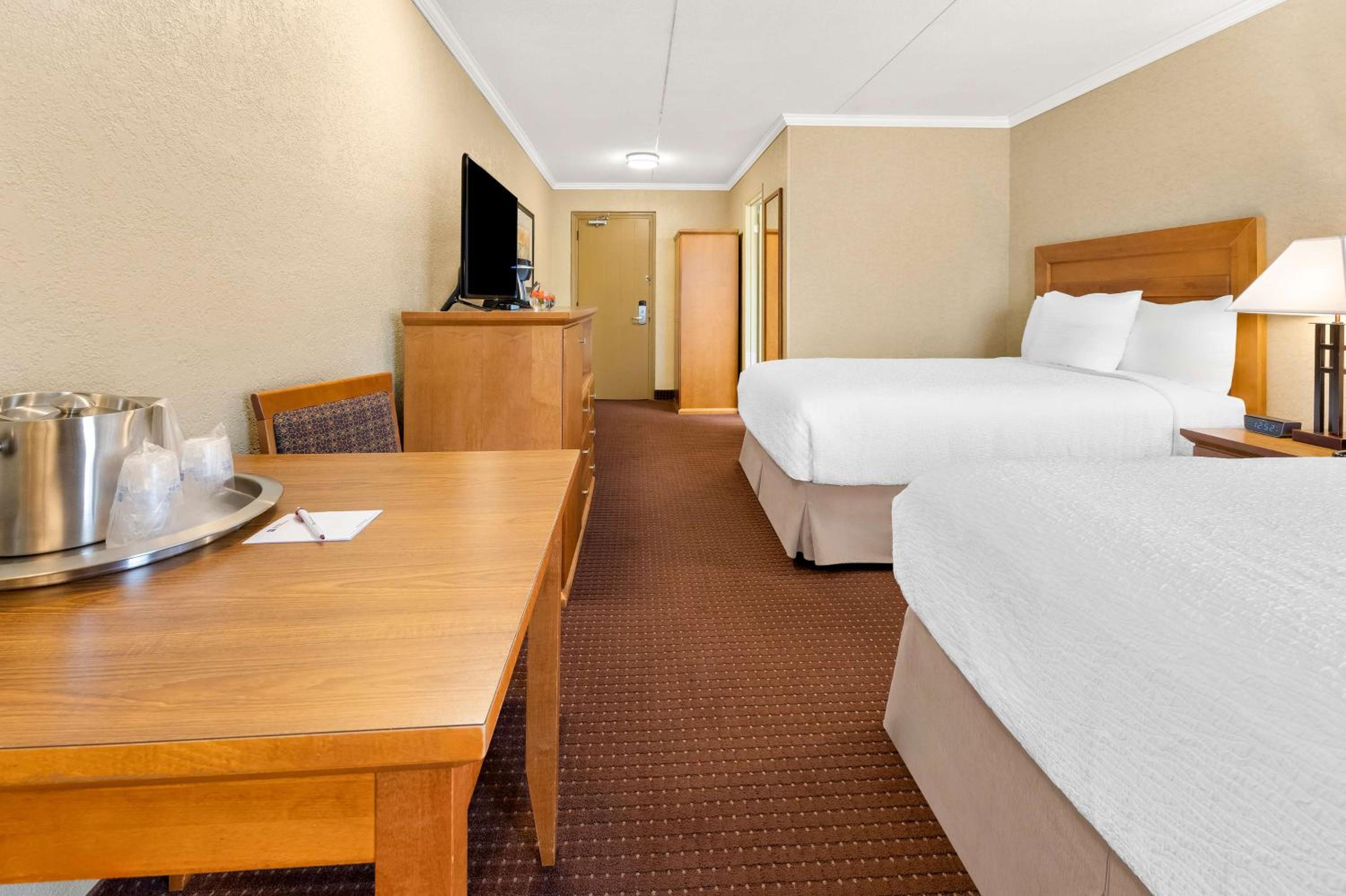 Double Room with Two Double Beds - Non Smoking