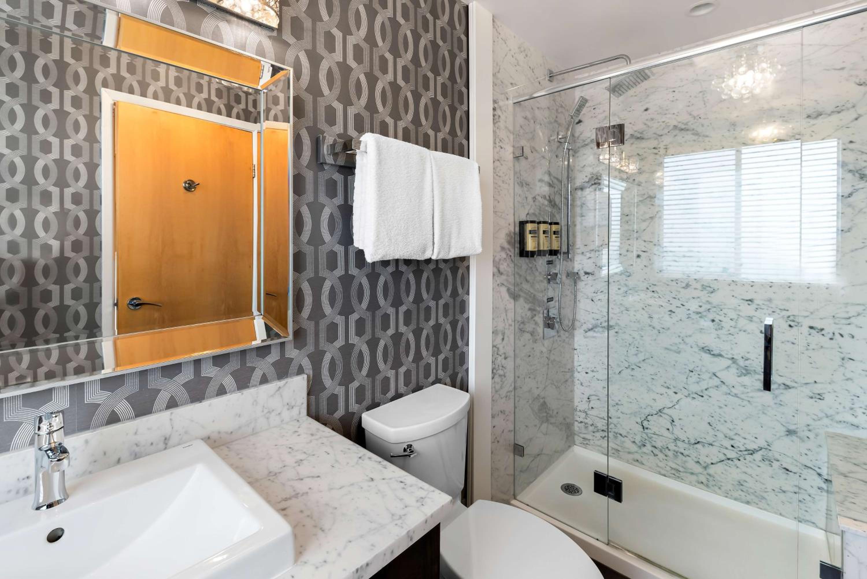 Two-Bedroom Suite with Harbor View