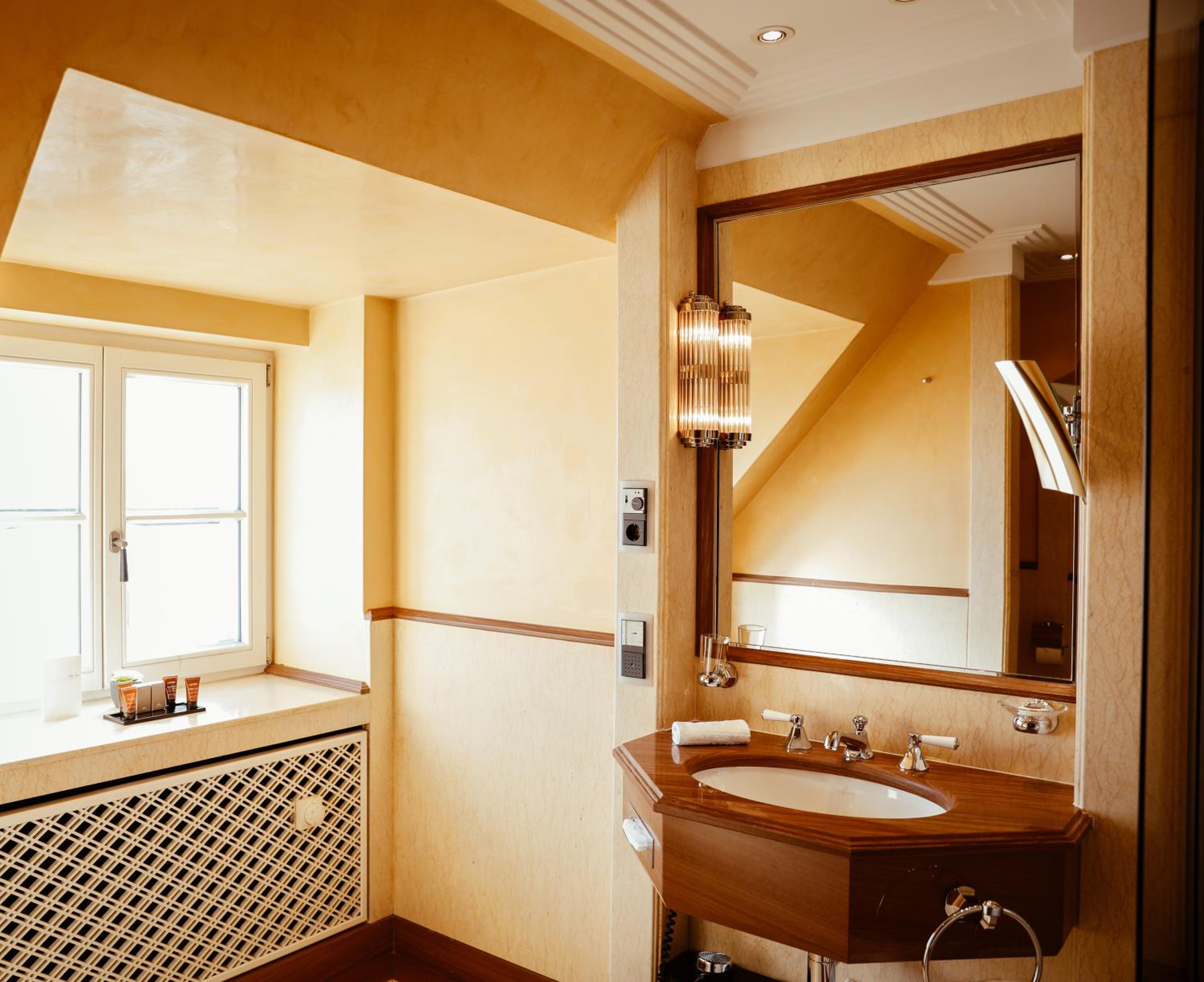 Standard Single Room