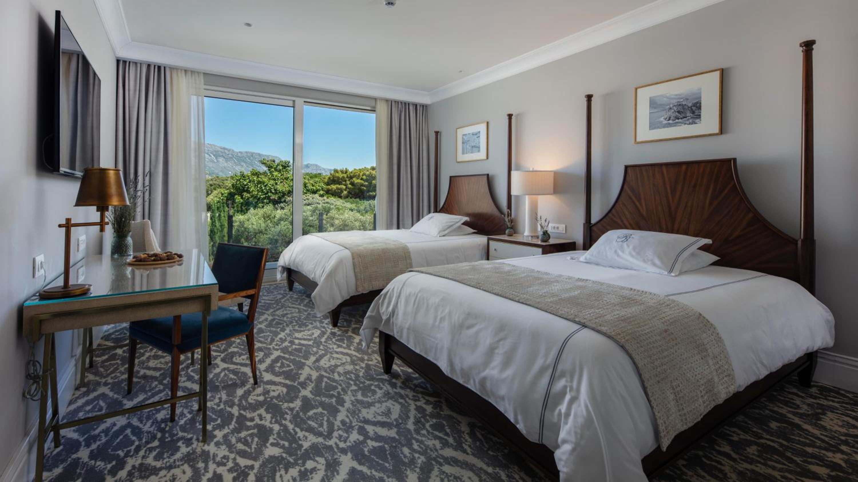 Deluxe Room with Balcony