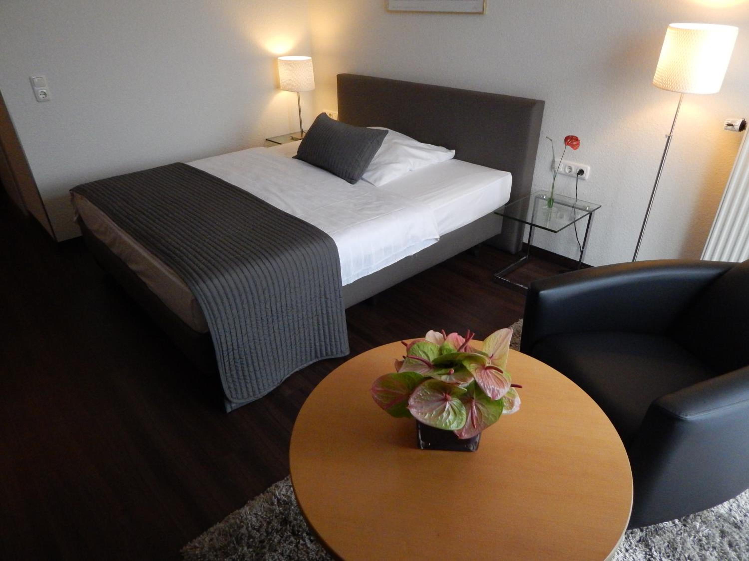 Apartment (2 Adults)