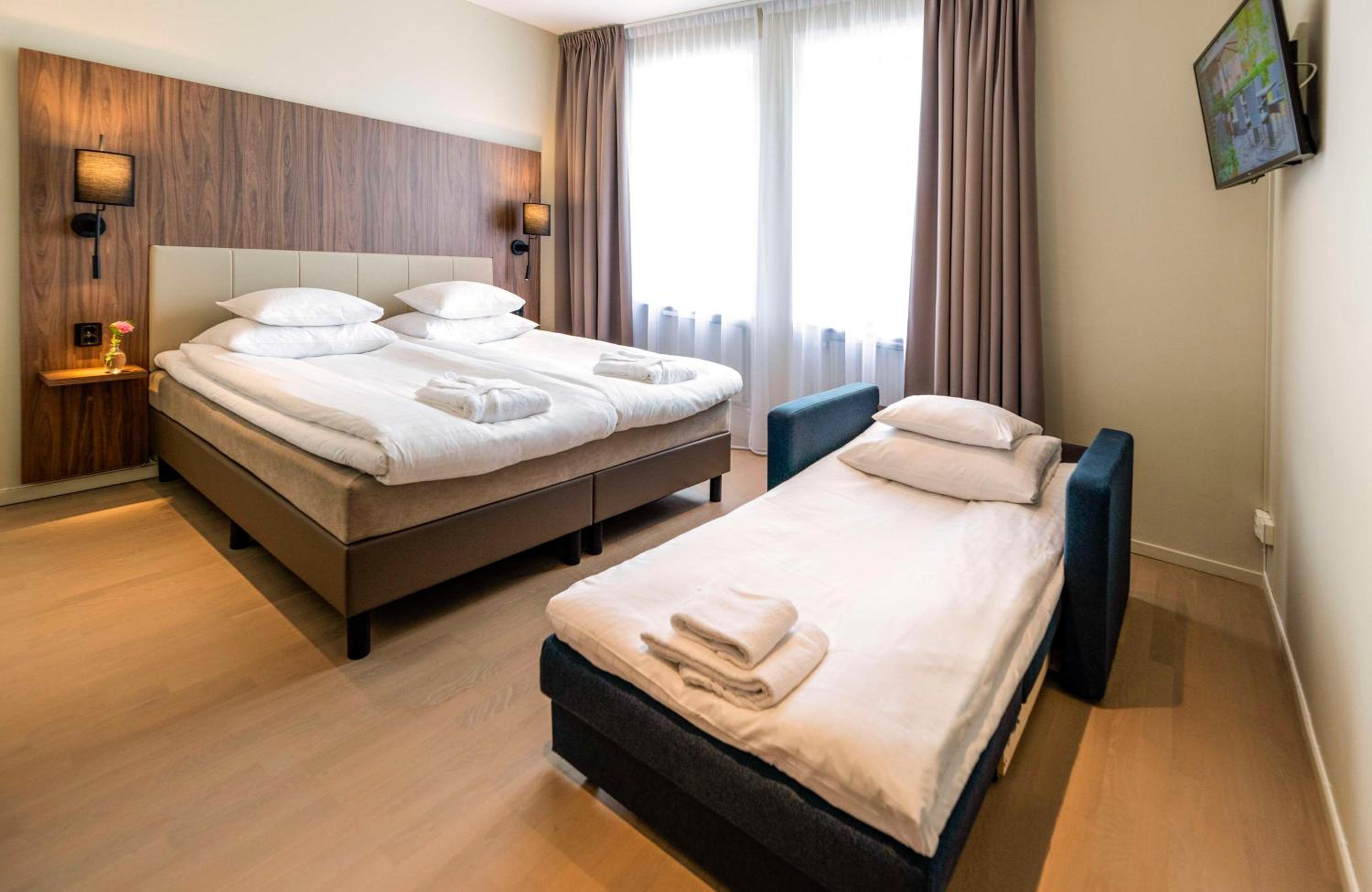 Superior King Room with Sofa Bed