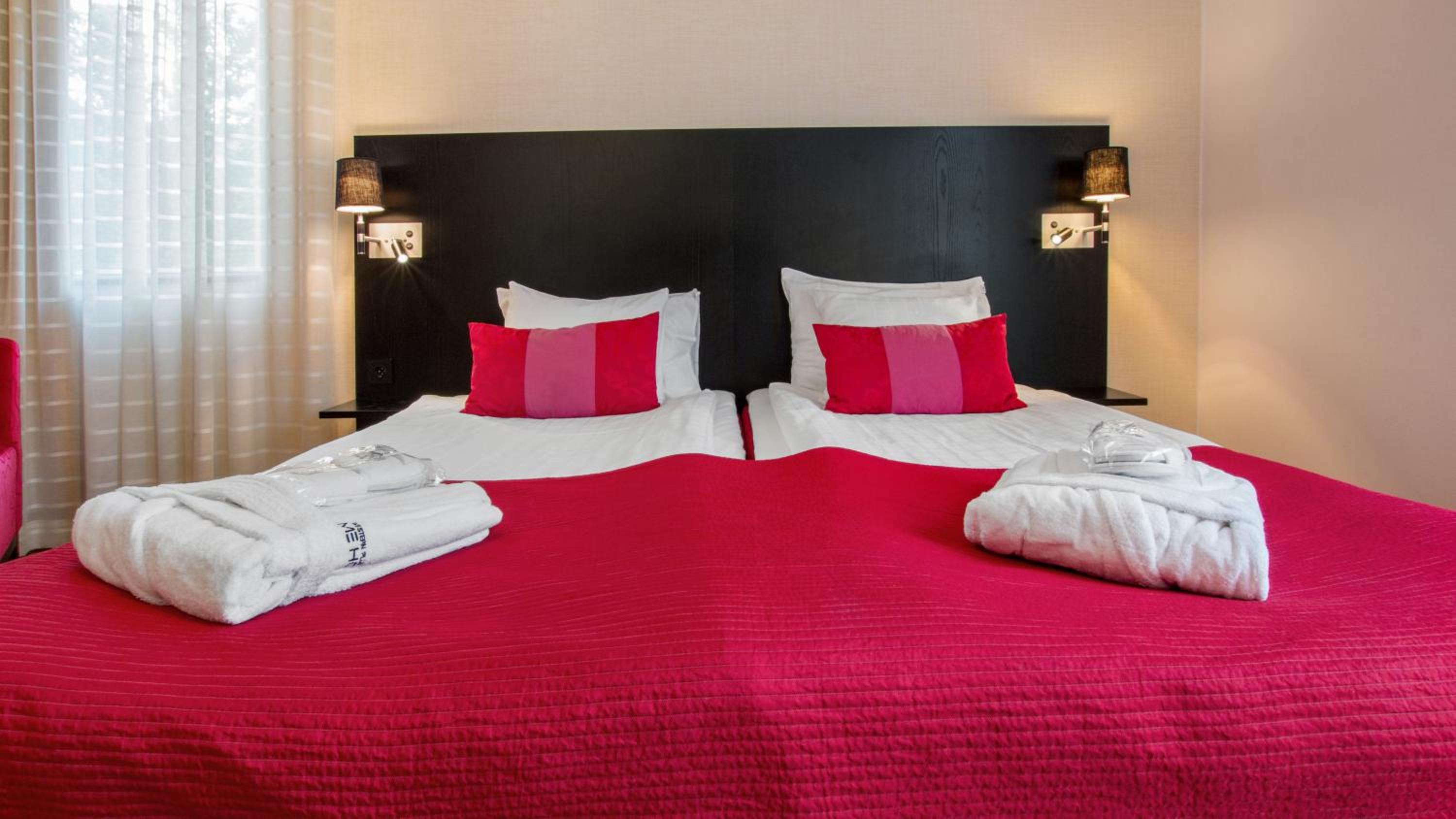 Premium King Room - Non-Smoking