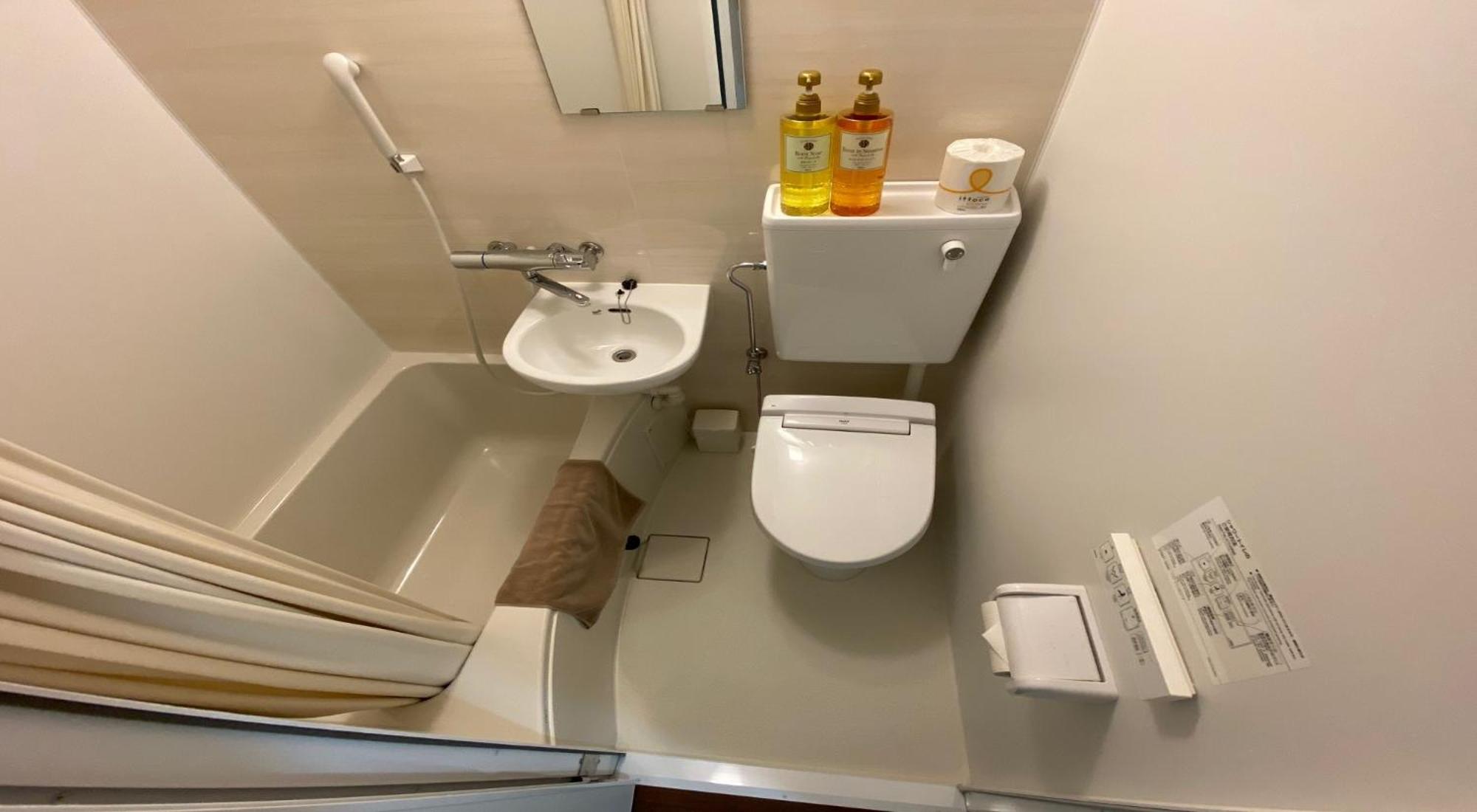 Standard Single Room with Bathroom
