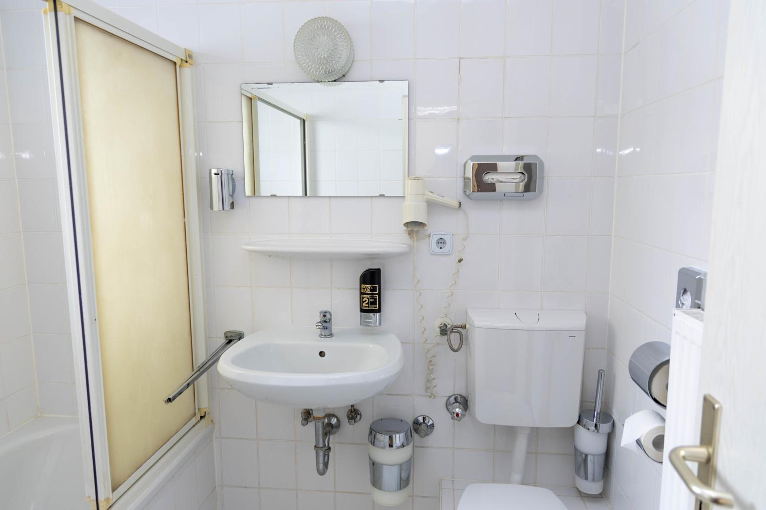 Classic Quadruple Room