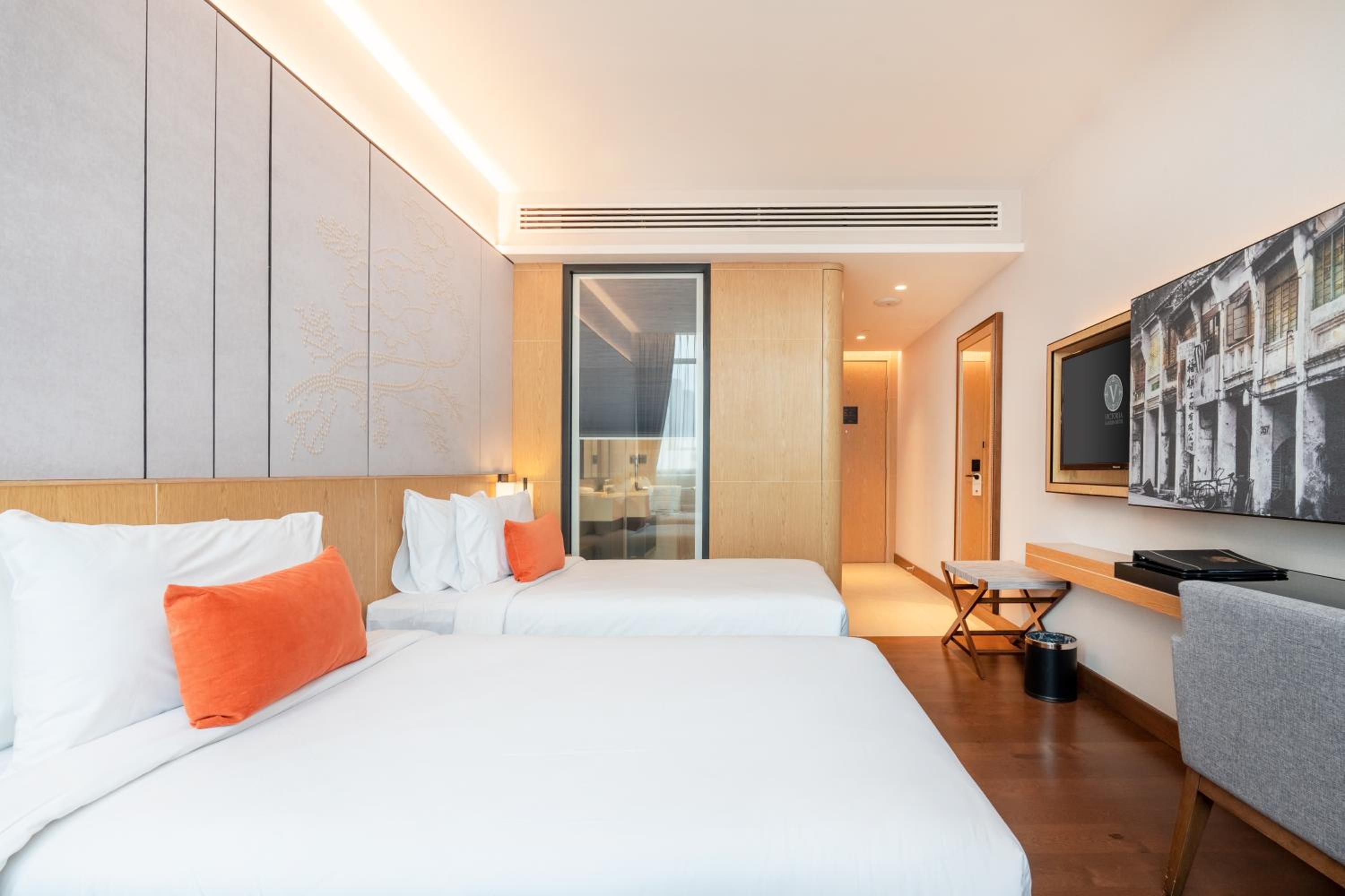 Deluxe Super Twin Room