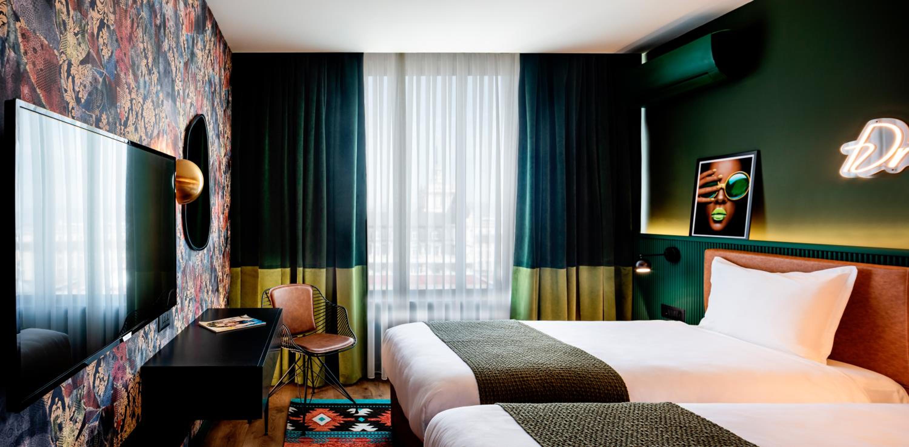 Renovated Deluxe Twin Room