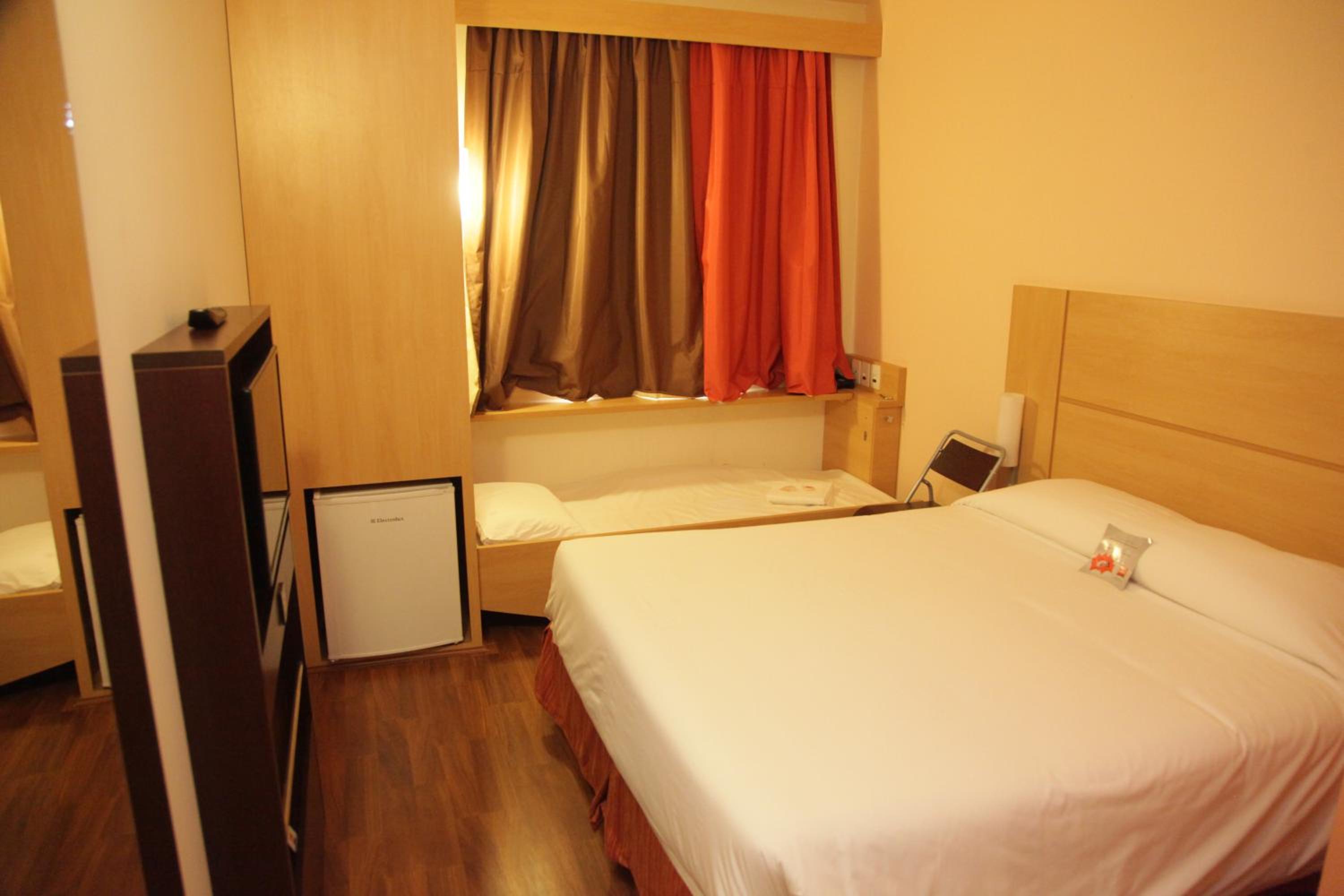 Standard Double Room with Child Bed