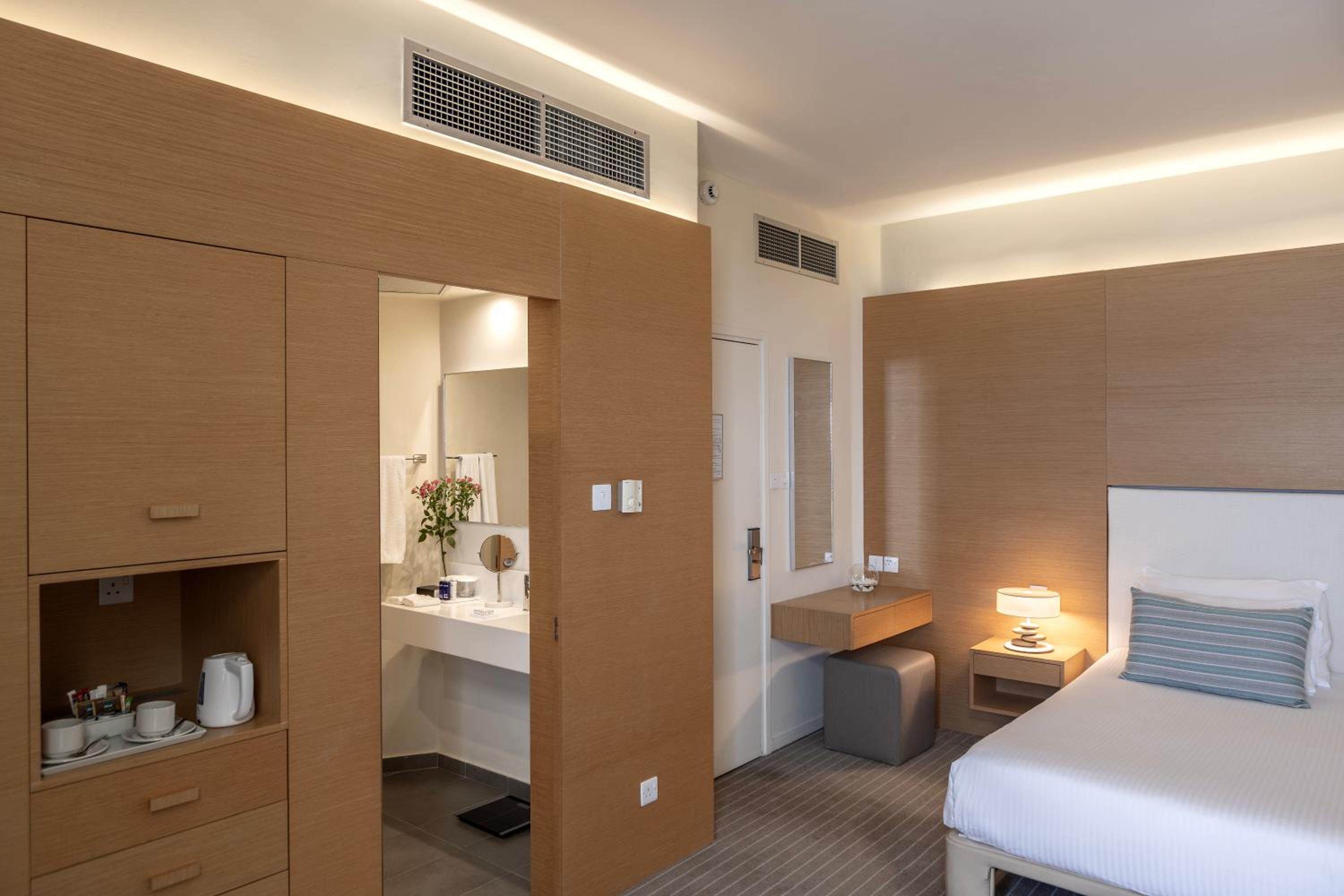 Triple Room With Side Sea View (2 Adults + 1 Child)