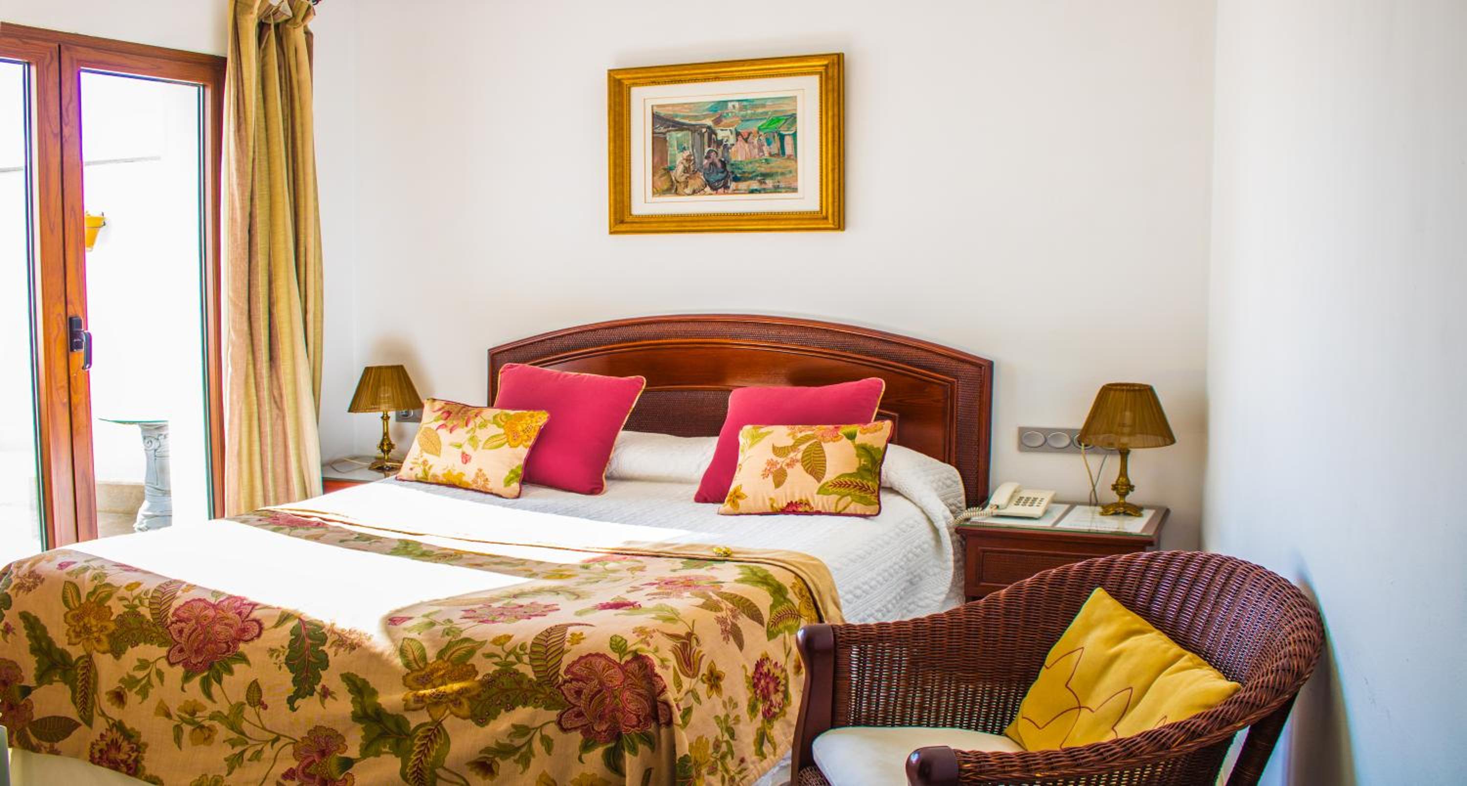 Superior Double or Twin Room with Terrace