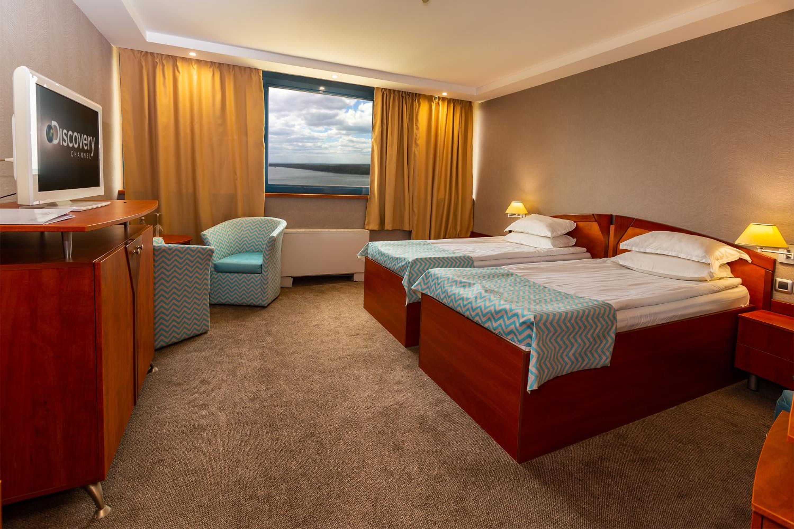 Standard Double or Twin Room with River View and Free Parking
