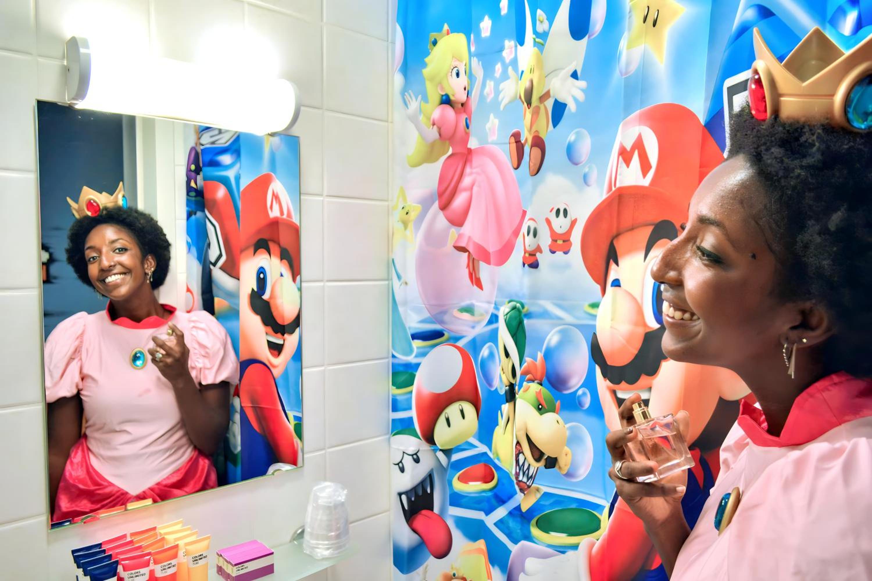 6-Person Studio with Game Theme