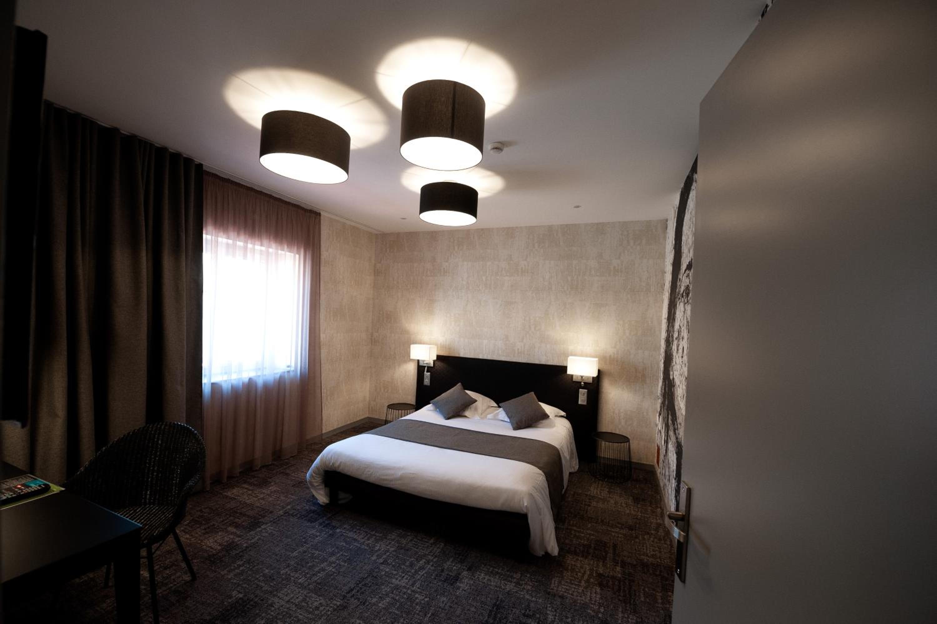 Elegance Family Room