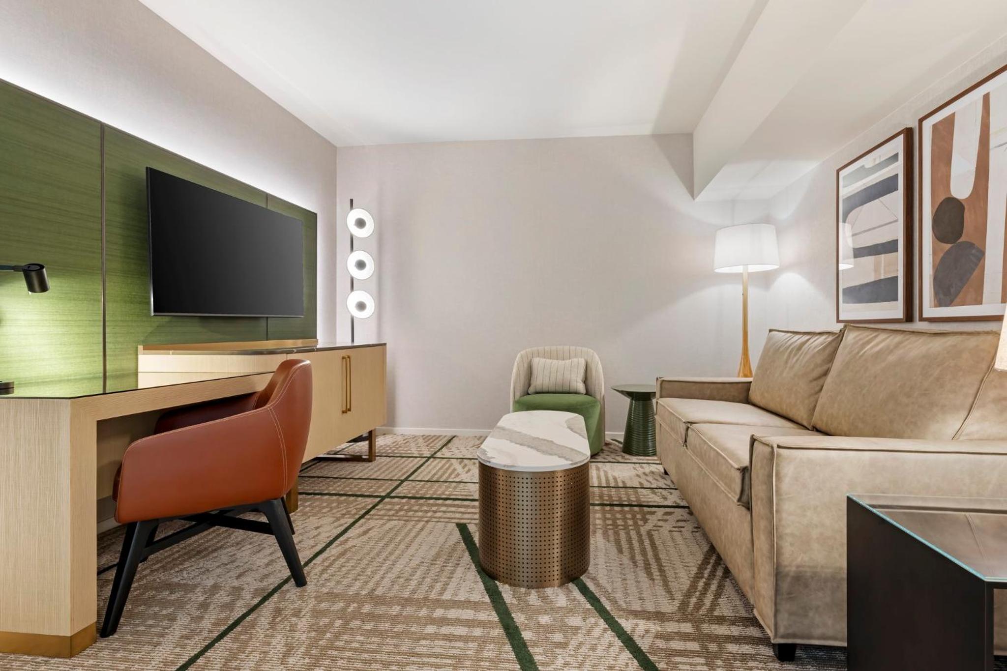 Spacious Executive Suite with King Bed - Pool View