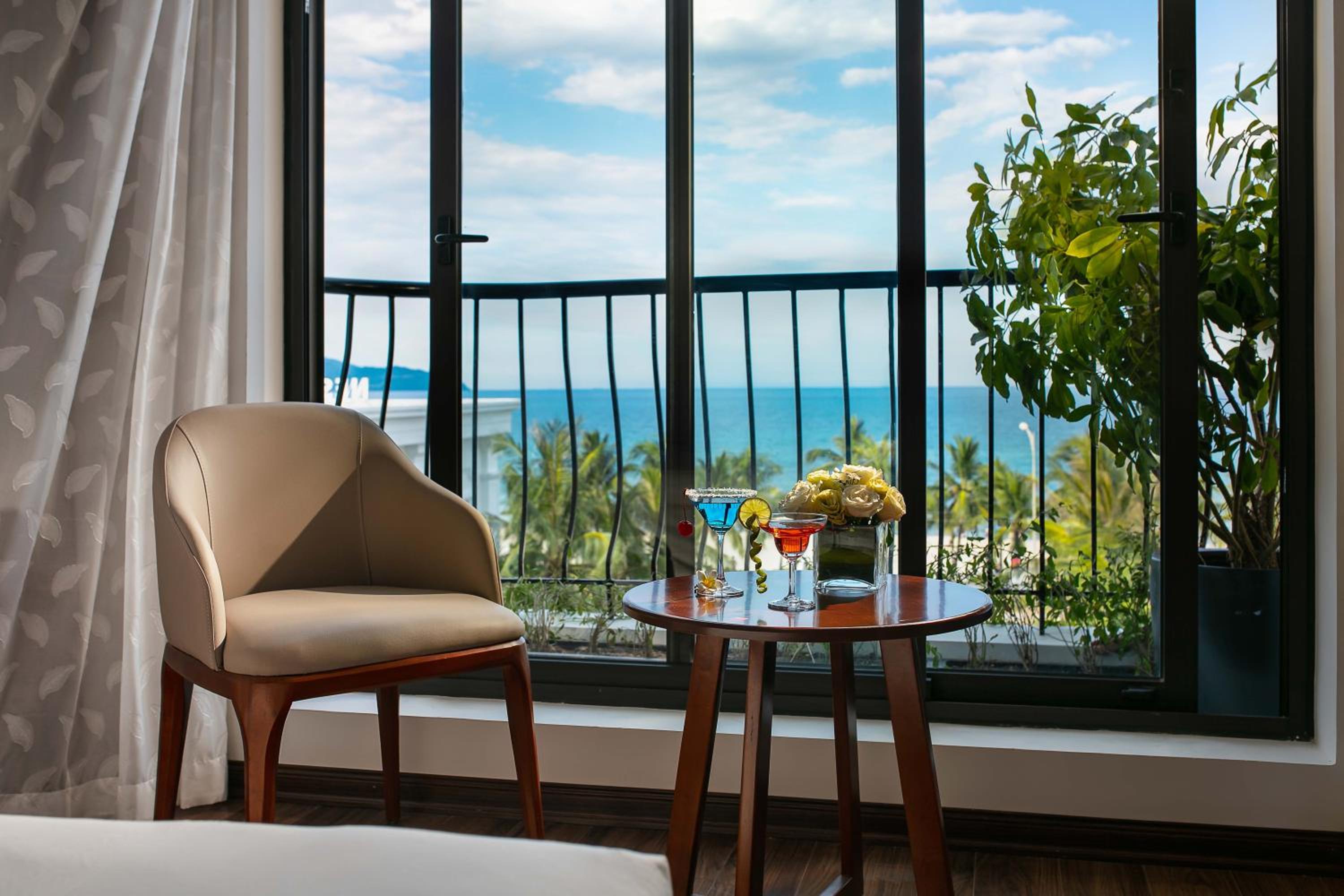 Deluxe Double Room with Sea View